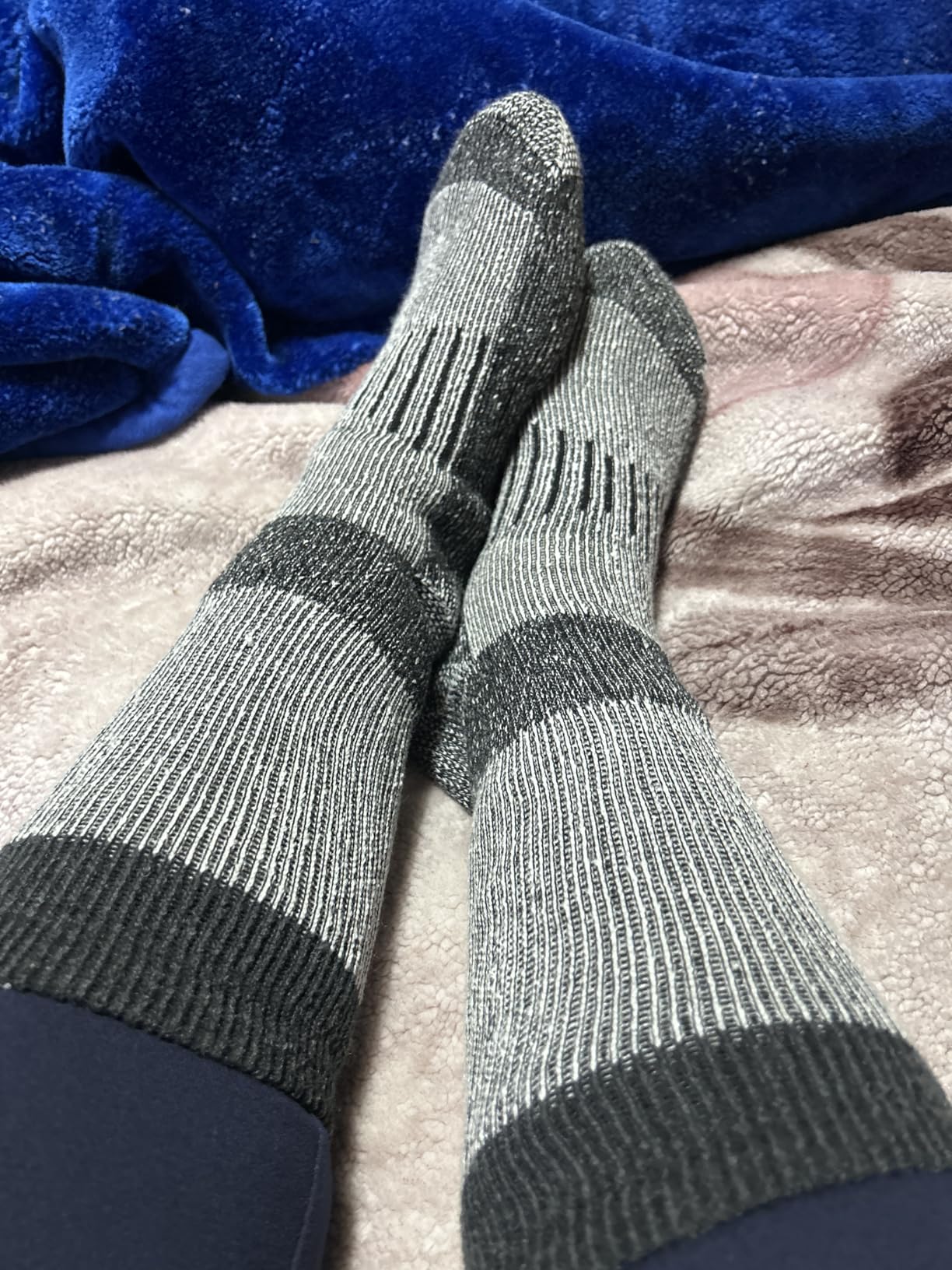 Alvada Warm Thermal Wool Socks for Winter Moisture Wicking and Breathable Cozy Boot Socks customer photo 2