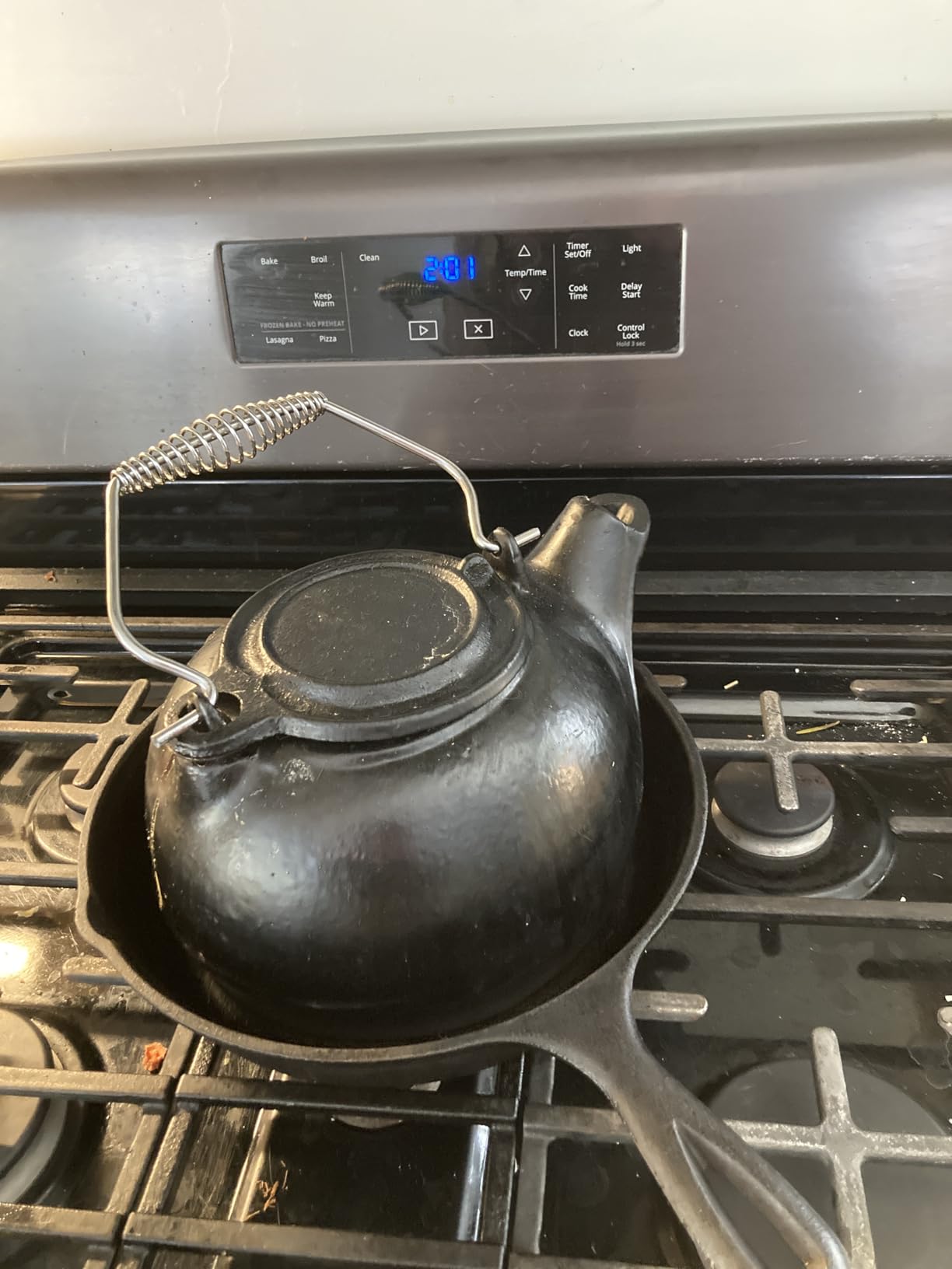 Fire Beauty Humidifying Iron Kettle, Stove Humidifier, Wood Stove Kettle, Cast Iron, Chrome handle customer photo 2