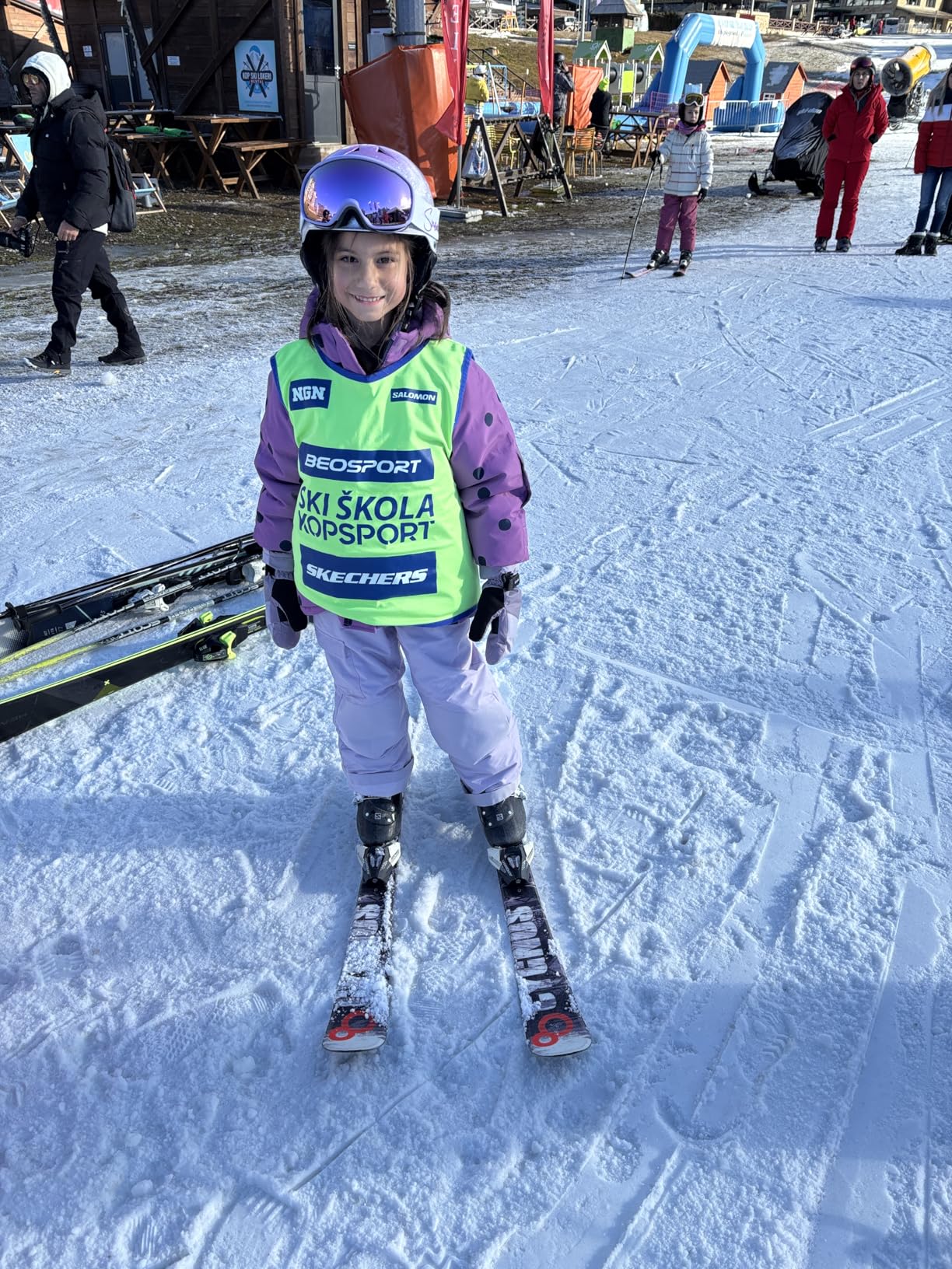 Odoland Kids Ski Helmet, Snow Helmet with Ski Goggles Set for Boys and Girls customer photo 1