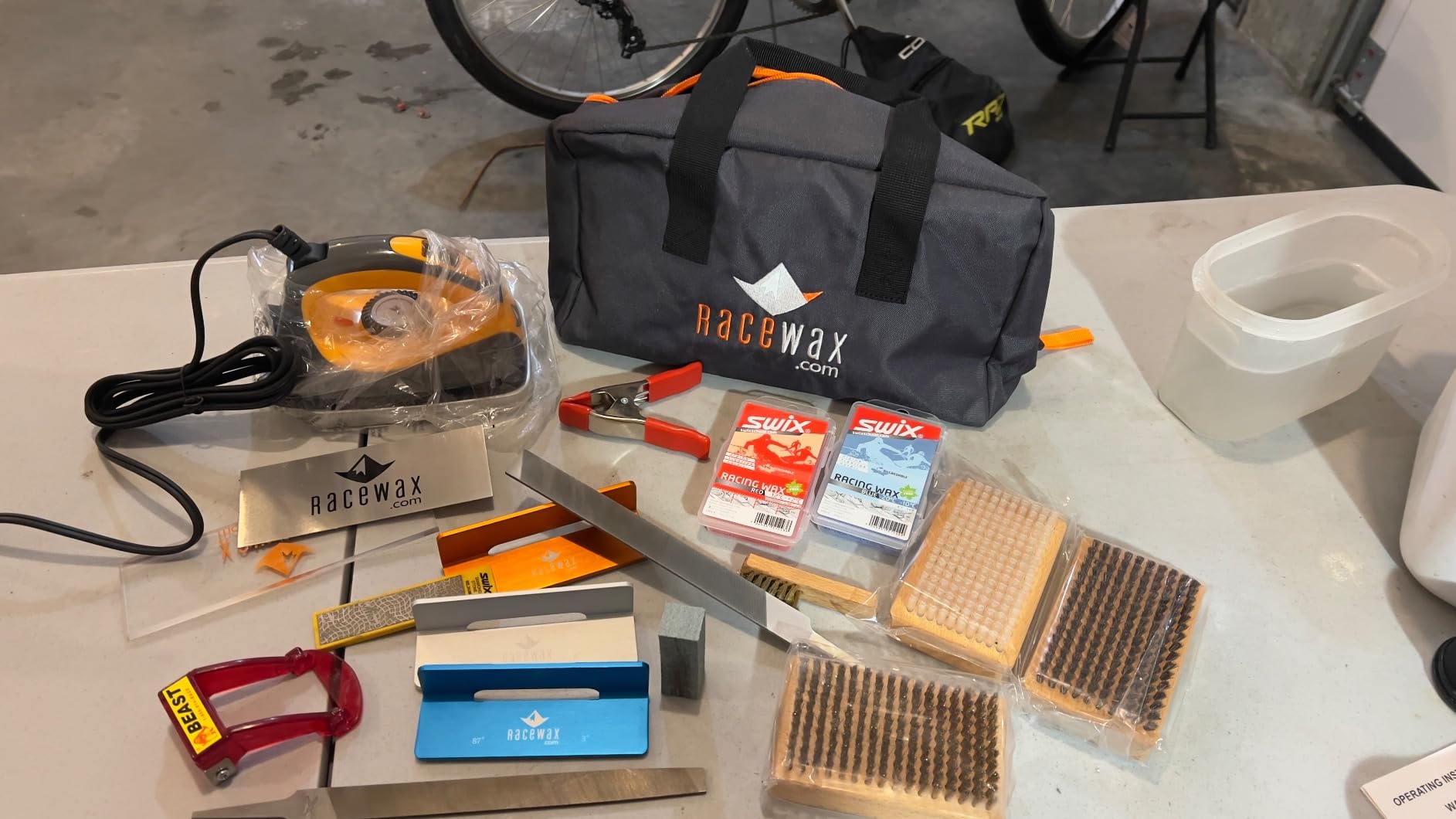 RaceWax Pro Tune Digital Iron Ski Snowboard Tuning Kit - (MR-9505) customer photo 1