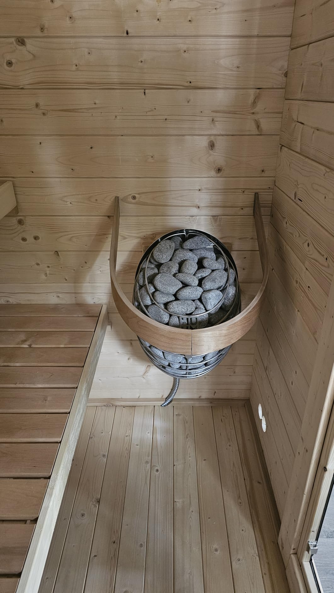 HUUM Safety Rail for Drop Series Sauna Heaters customer photo 1