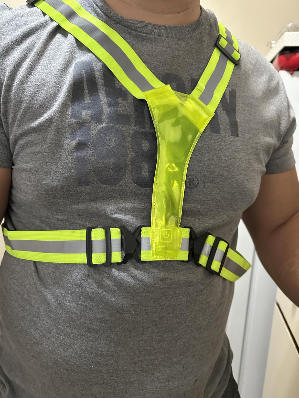 Simket LED Reflective Running Vest, Water Resistant Safety Gear with USB Rechargeable 10-12H Runtime Lights, Adjustable High Visibility Vest for Night Running, Cycling, Dog Walking, Men Women Kids customer photo 2