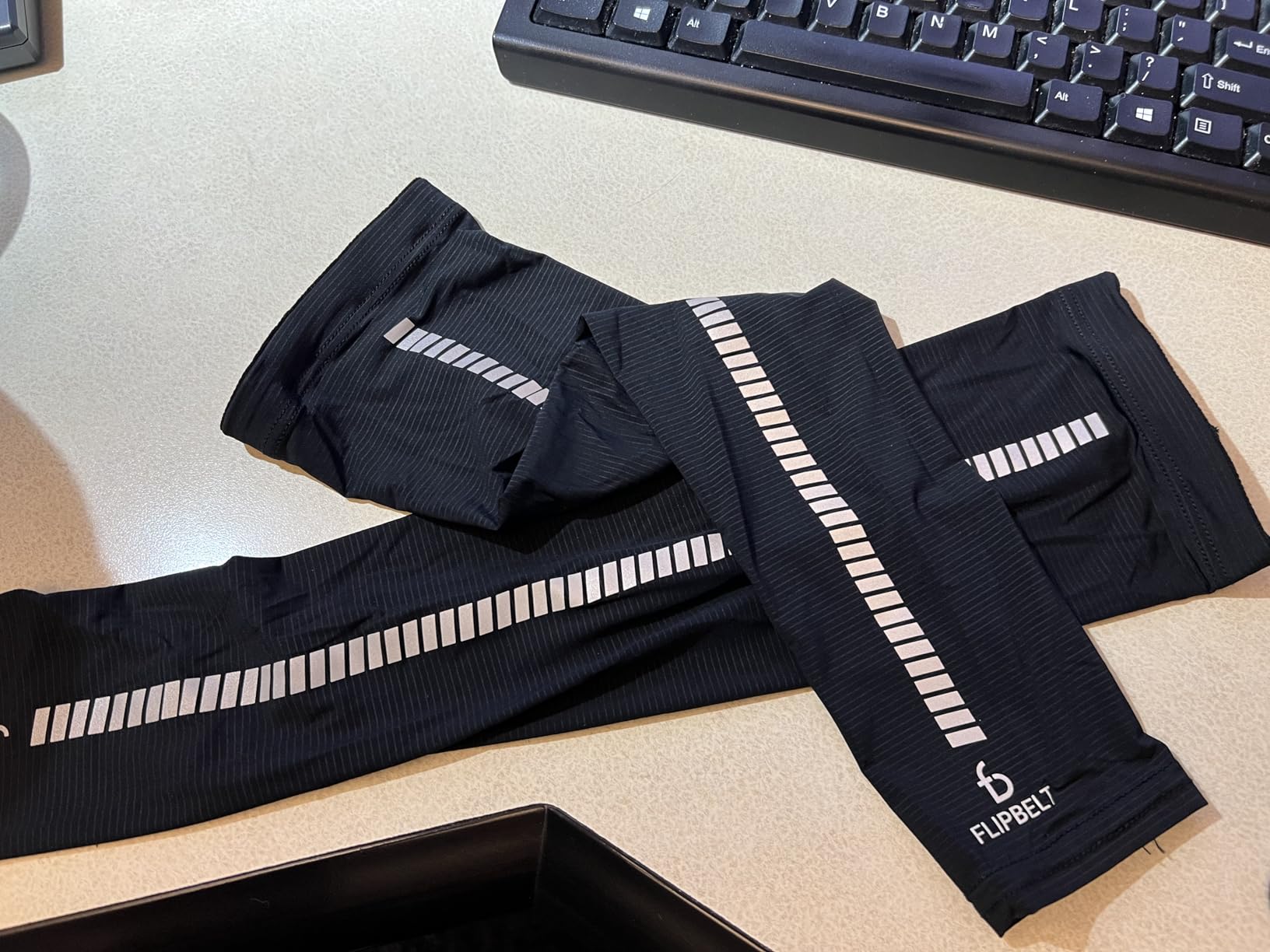 FlipBelt Unisex Sports Sun Sleeves with Sun Protection customer photo 1