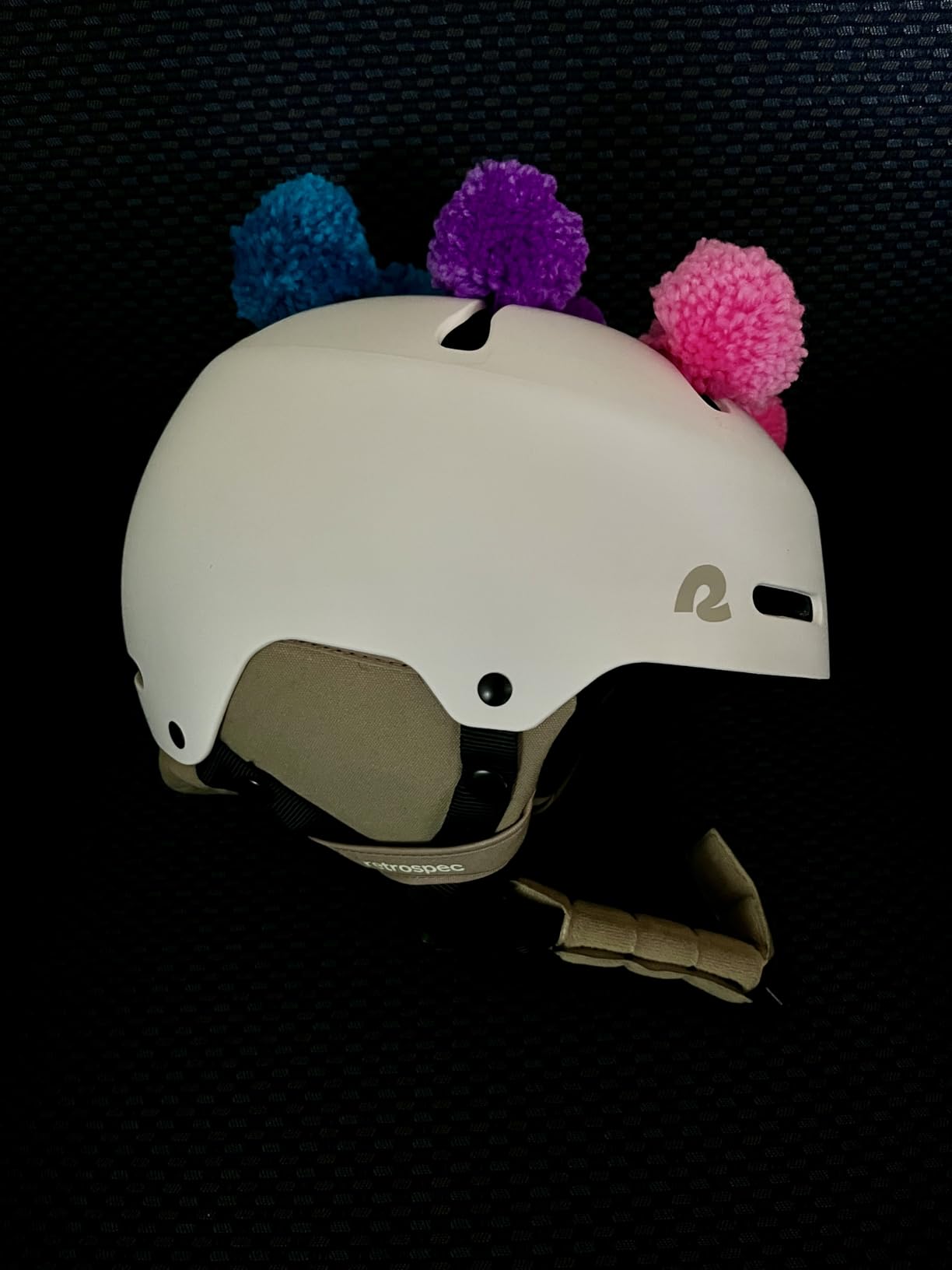 Comstock Kids Ski & Snowboard Helmet with ABS Shell, EPS Impact Protection & 10 Cooling Vents customer photo 2