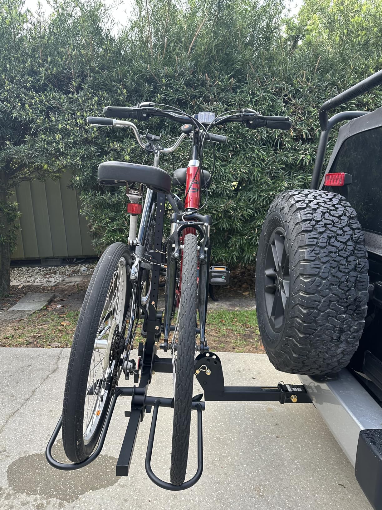 Young Bike Rack Hitch for Car - 200LB 2-Bike Rack Hitch Mount Platform Style Hitch Bike Rack, Smart Tilting & Easy Fold for Car SUV with 2 Inch Receiver, Bike Carrier Fits Up to 5-inch Fat Tire customer photo 1