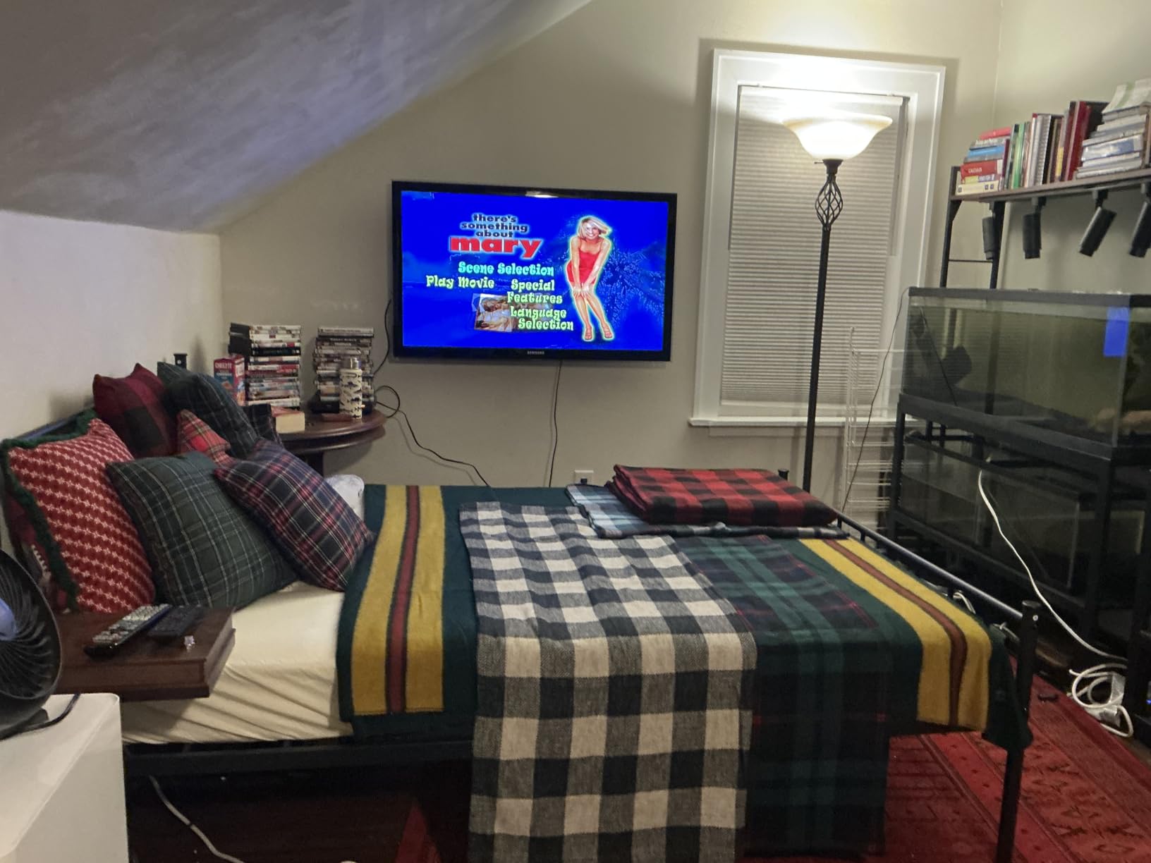 Arcturus Rainier Wool Blanket - 4.5lbs Warm, Heavy, Washable, Large for Camping, Outdoors, Survival and Emergency Kits customer photo 2