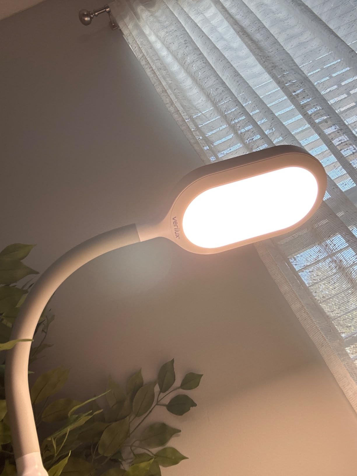 Verilux HappyLight Duo - 2-in-1 Light Therapy & Task Floor Lamp - UV-Free Full Spectrum LED, 10,000 LUX, Adjustable Brightness and Color, Flexible Gooseneck, and Adjustable Height customer photo 1