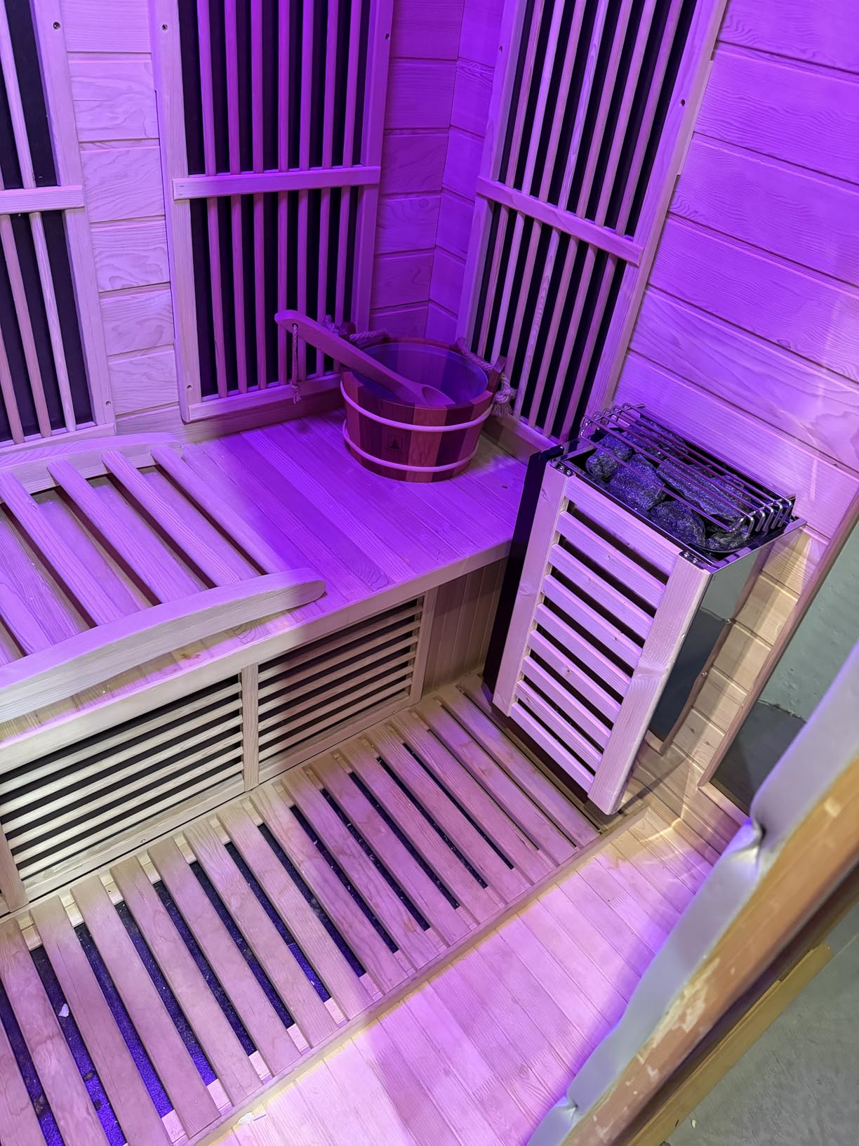 Northwood Sauna - Sauna Bucket and Ladle Set - Handmade from Canadian Red Cedar Wood - Natural Rope Handle - 1 Gallon (4 Liters) Water Capacity customer photo 1
