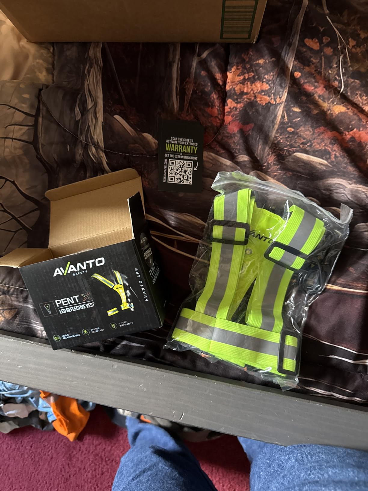 AVANTO LED Reflective Vest, Original, USB-C, High Visibility Safety Vest, Reflective Gear with Free Safety Courses, Running Lights for Runners, Dog Walking, Biking, Motorcycle, Driver customer photo 1