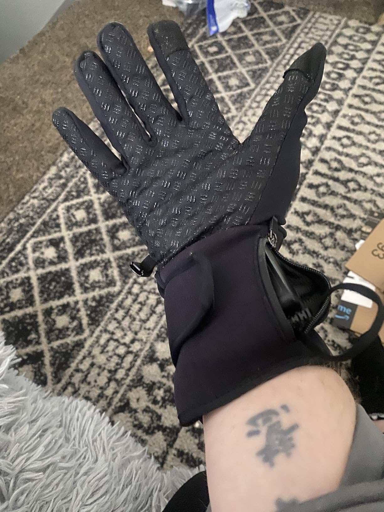 DR.PREPARE Heated Gloves for Men Women, 3200mAh Rechargeable Electric Battery, Thin Heated Motorcycle Work Gloves Liners, Touch Screen Gloves Winter Hand Warmer for Hunting Skiing Snowboarding customer photo 2