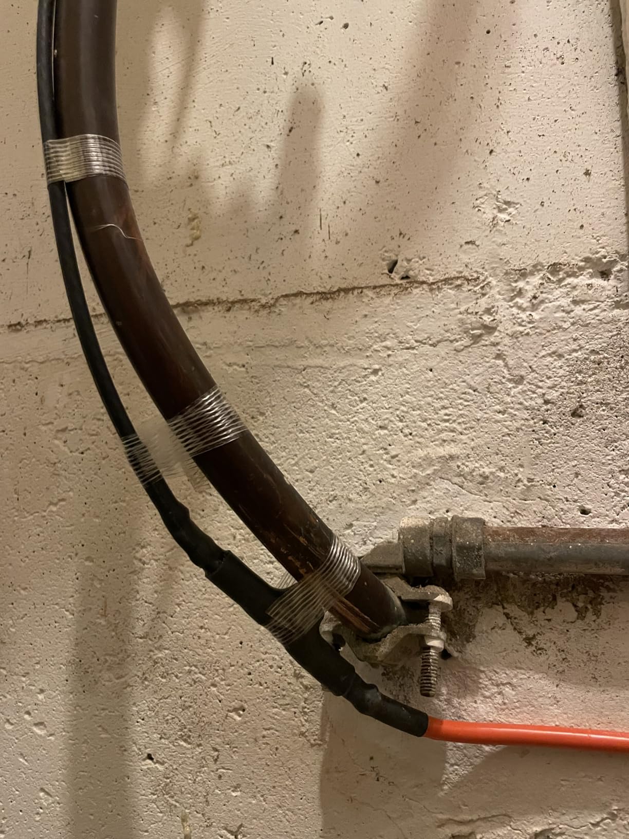 VEVOR Self-Regulating Pipe Heating Cable, 18-feet 5W/ft Heat Tape for Pipes Freeze Protection, Protects PVC Hose, Metal and Plastic Pipe from Freezing, 120V customer photo 2