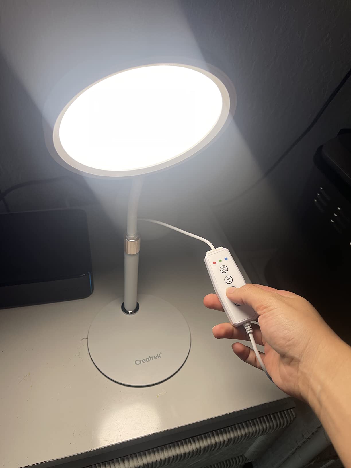 Light Therapy Lamp, UV-Free 10000 Lux Therapy Light with 3 Color Temperature Modes & Adjustable Brightness & Timer, Happy Therapy Lamp for Lift Mood customer photo 1