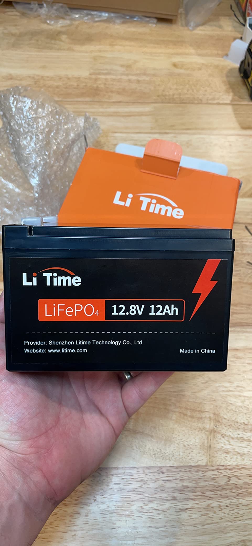 LiTime 12V 12Ah LiFePO4 Lithium Battery, 4000+ Deep Cycles Battery, Built-in 12A BMS, 10-Year Lifetime, Low Self-Discharge, for Fish Finder, Fans, Toys, LED Light, Security Camera, Camping customer photo 2