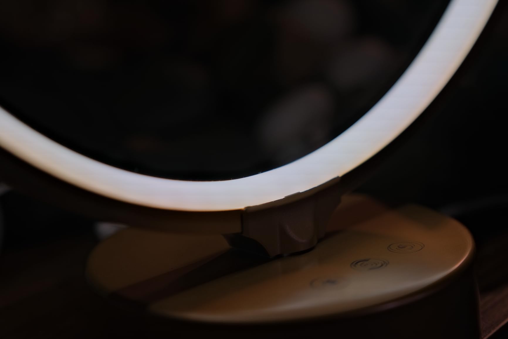 Doraubia 2 in 1 Light Therapy & Desk Lamp - 10000 Lux Sun Lamp with Dual Controls, 4 Timer, Dimmable, 3 Color Temperatures customer photo 2