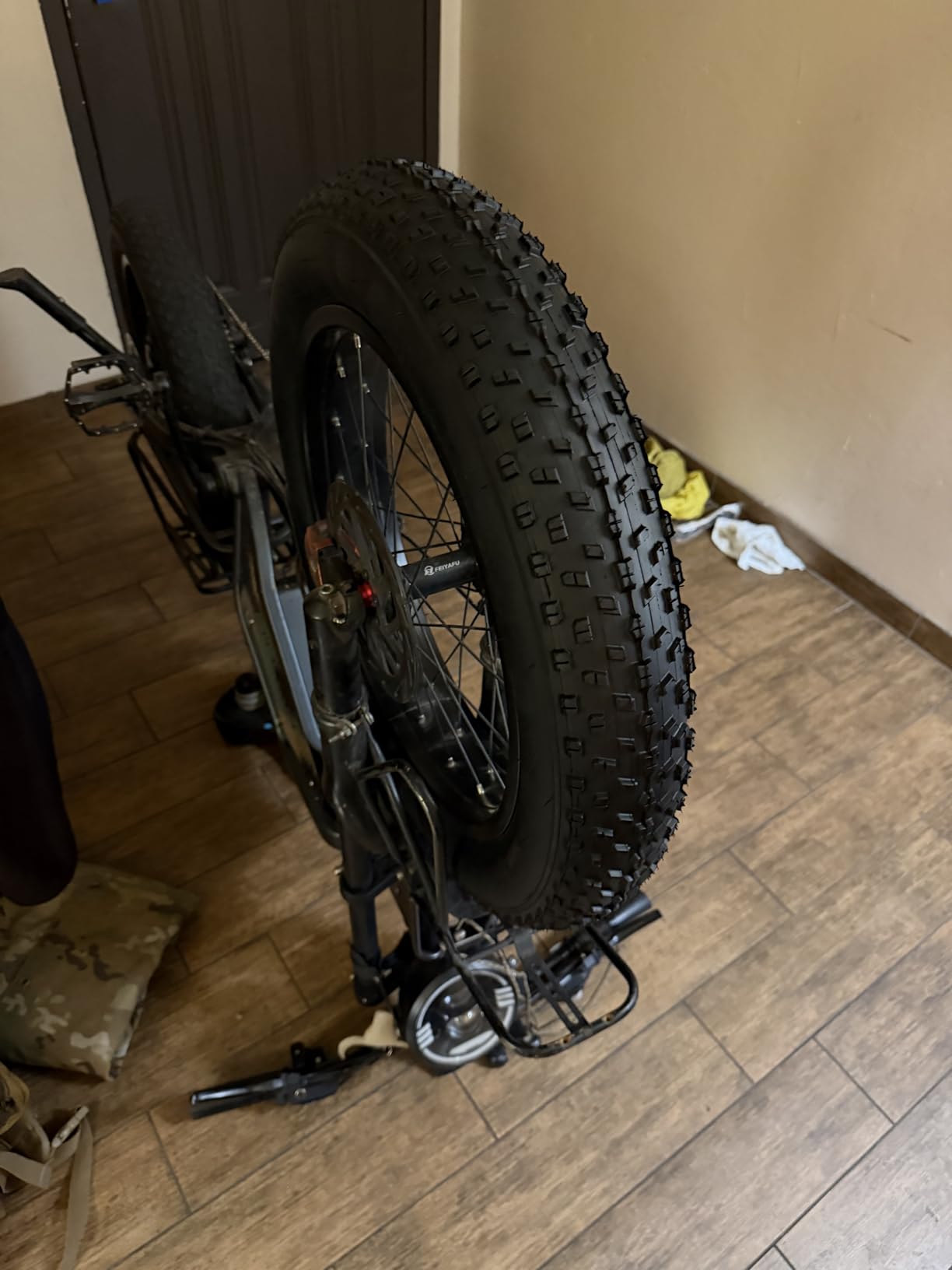 MOHEGIA Fat Bike Tire: 20x4.0/26x4.0 Inch Fat Tire, High-Performance and All-Terrain Folding Replacement MTB Bicycle Tire with Street or Trail Riding customer photo 1