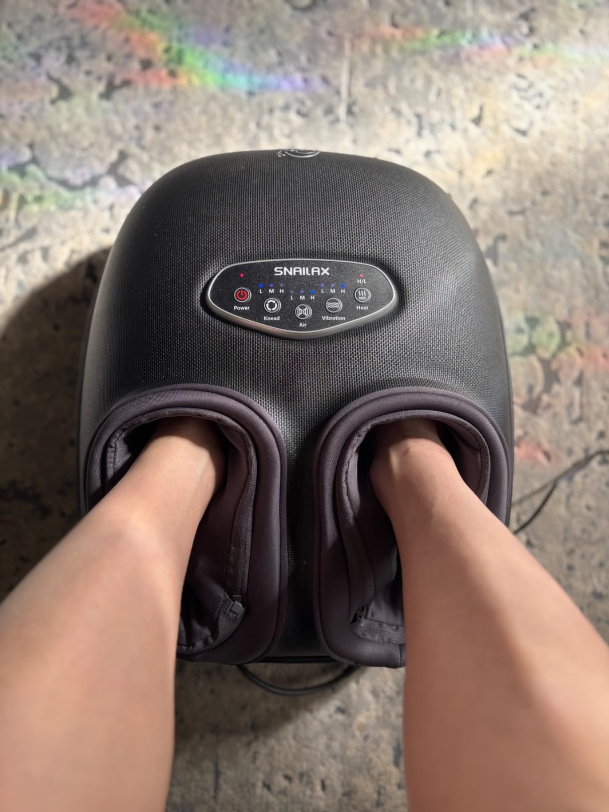 Snailax Shiatsu Foot Massager with Heat, Deep Kneading, Compression, Vibration, Feet Massager Machine for Plantar Fasciitis, Neuropathy, Foot Warmer Under Desk, Size 13, Gifts for Men, Women customer photo 1