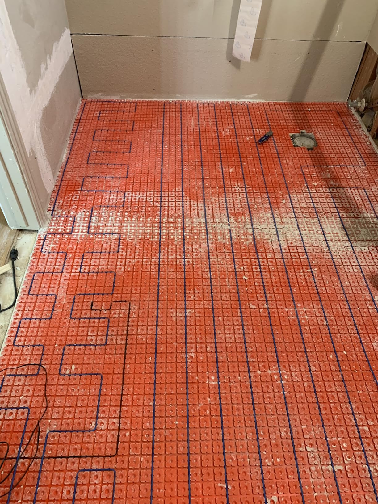 MAXKOSKO 15 sq.ft. Electric Floor Heat Mat Kit, 120 V Underfloor Radiant Heating System for Tile, Stone and Laminate Indoor Use with Alarm Cable Monitor customer photo 2