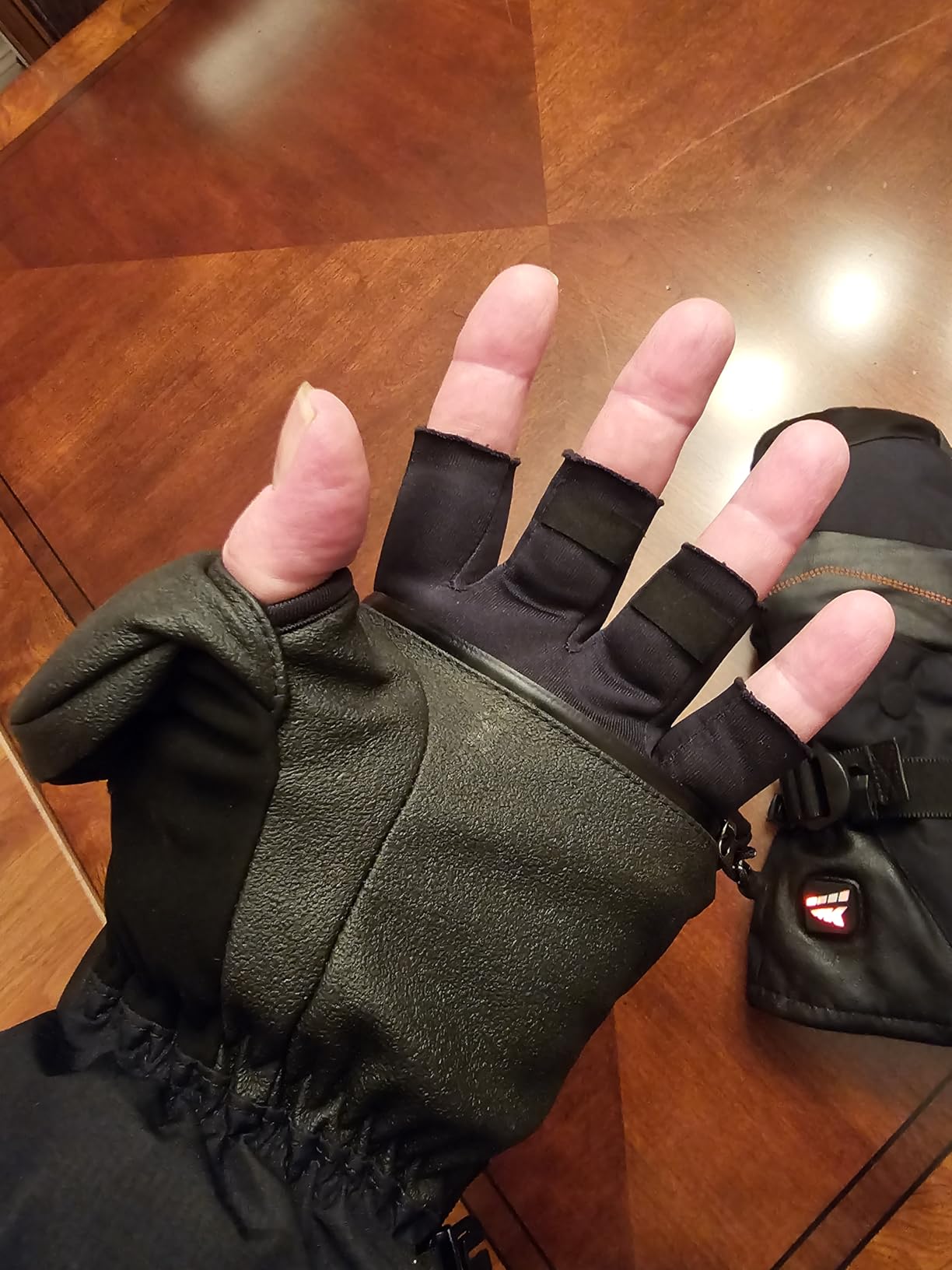 KastKing Calido Heated Mittens for Men, Rechargeable Heated Gloves for Ice Fishing Skiing, Flip-Top Design, Water-Resistant customer photo 1