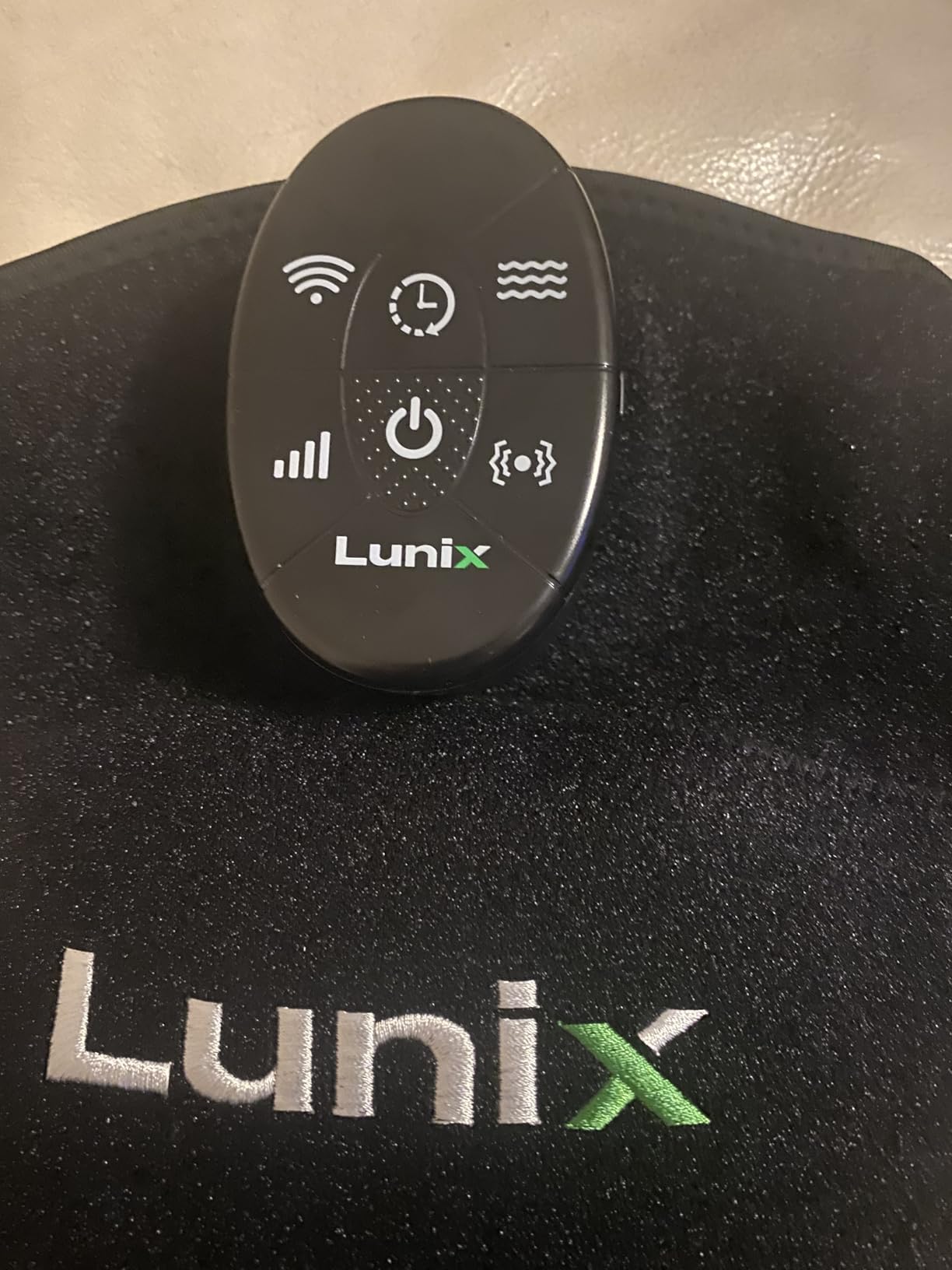 Lunix LX19 Red Light Therapy for Knee, Elbow and Shoulder, Triple Chips LED 850 and 660nm, Infrared Therapy for Circulation & Joint Support, Rechargeable, Adjustable Intensity customer photo 2