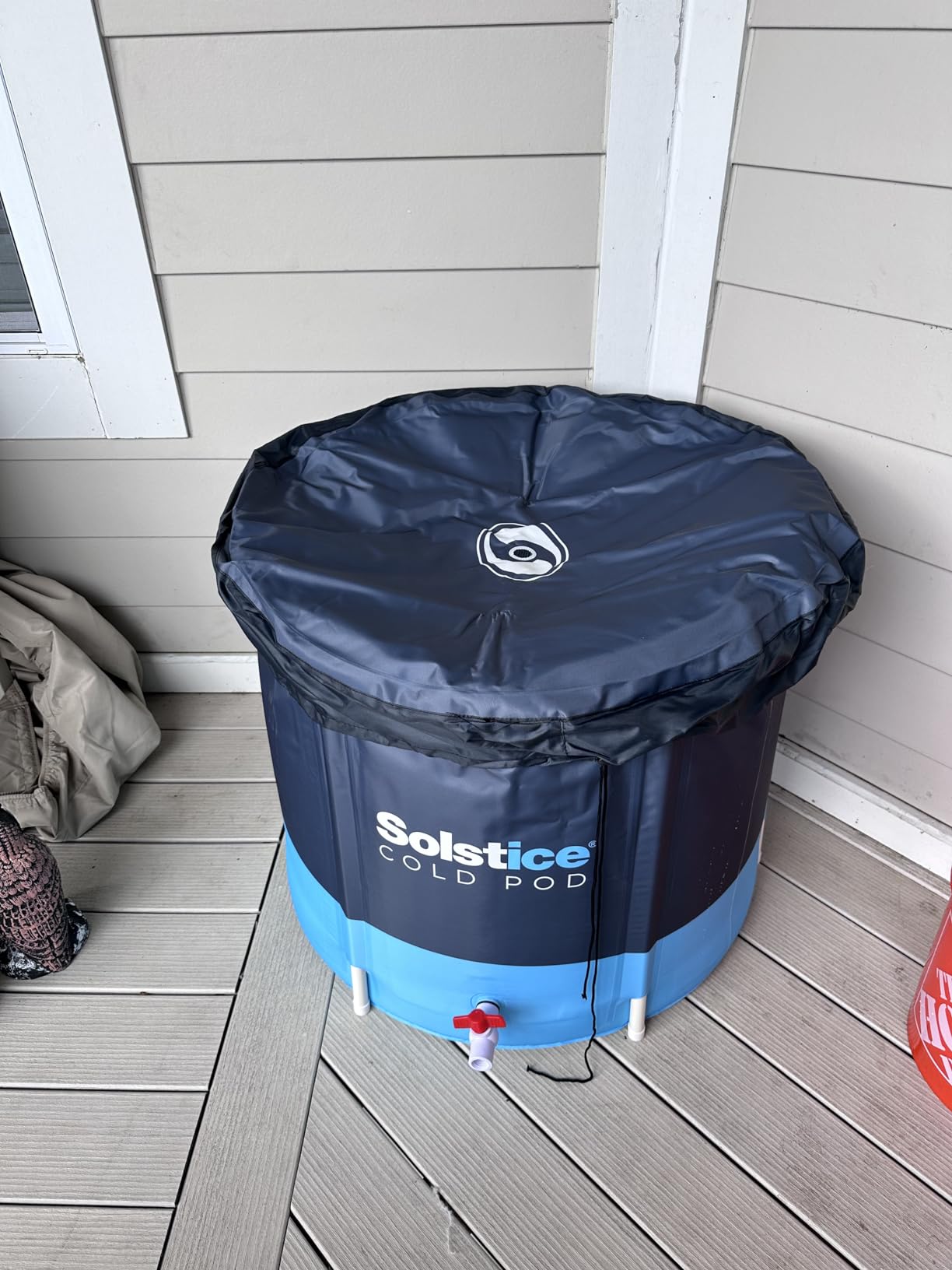 SOLSTICE 1-2 Person Cold Tub, Inflatable Plunge Bath w/Insulated Lid, 100-Gallon Capacity - Includes Pump, Spacious 30-Inch Deep Interior, Durable Drop-Stitch Construction customer photo 2