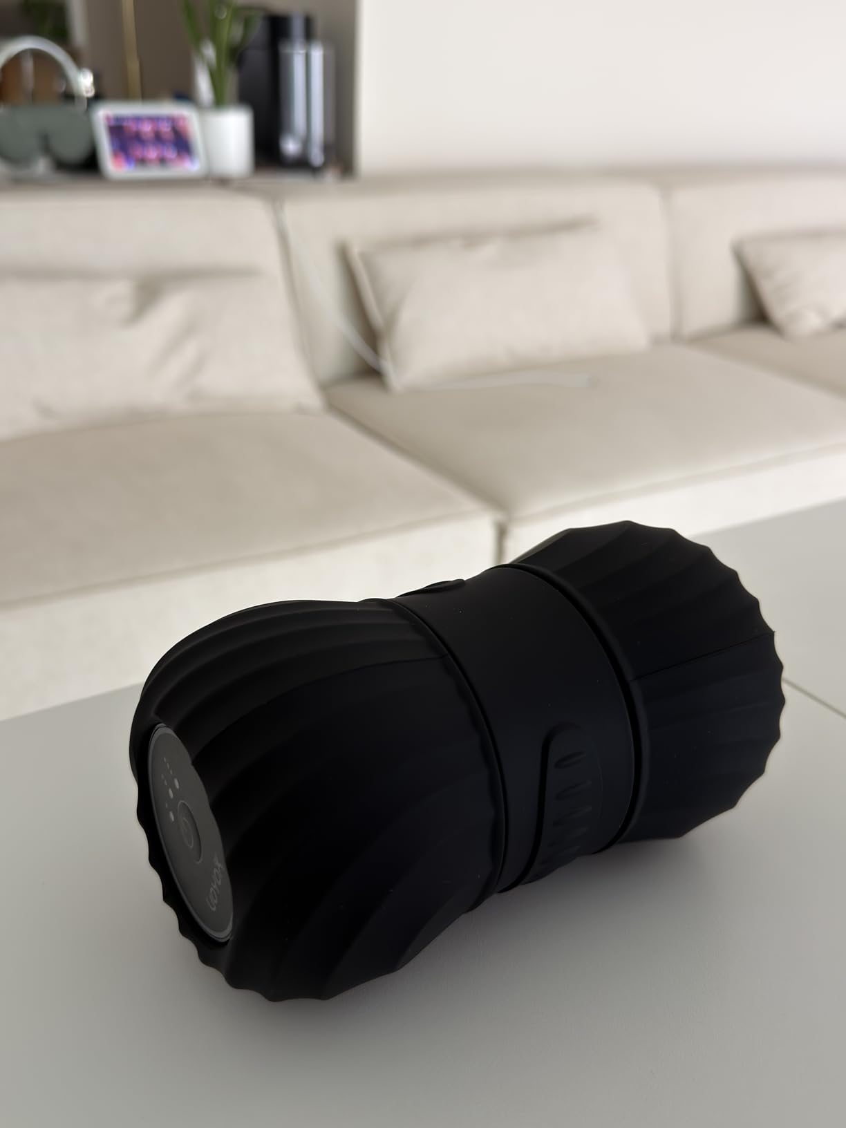 Vibrating Peanut Massage Ball Roller, Electric Double Lacrosse Massage Ball with 4 Intensities for Muscle Pain Relief, Rechargeable Deep Tissue Massage, Yoga Sports Fitness MB300 (Black) customer photo 2