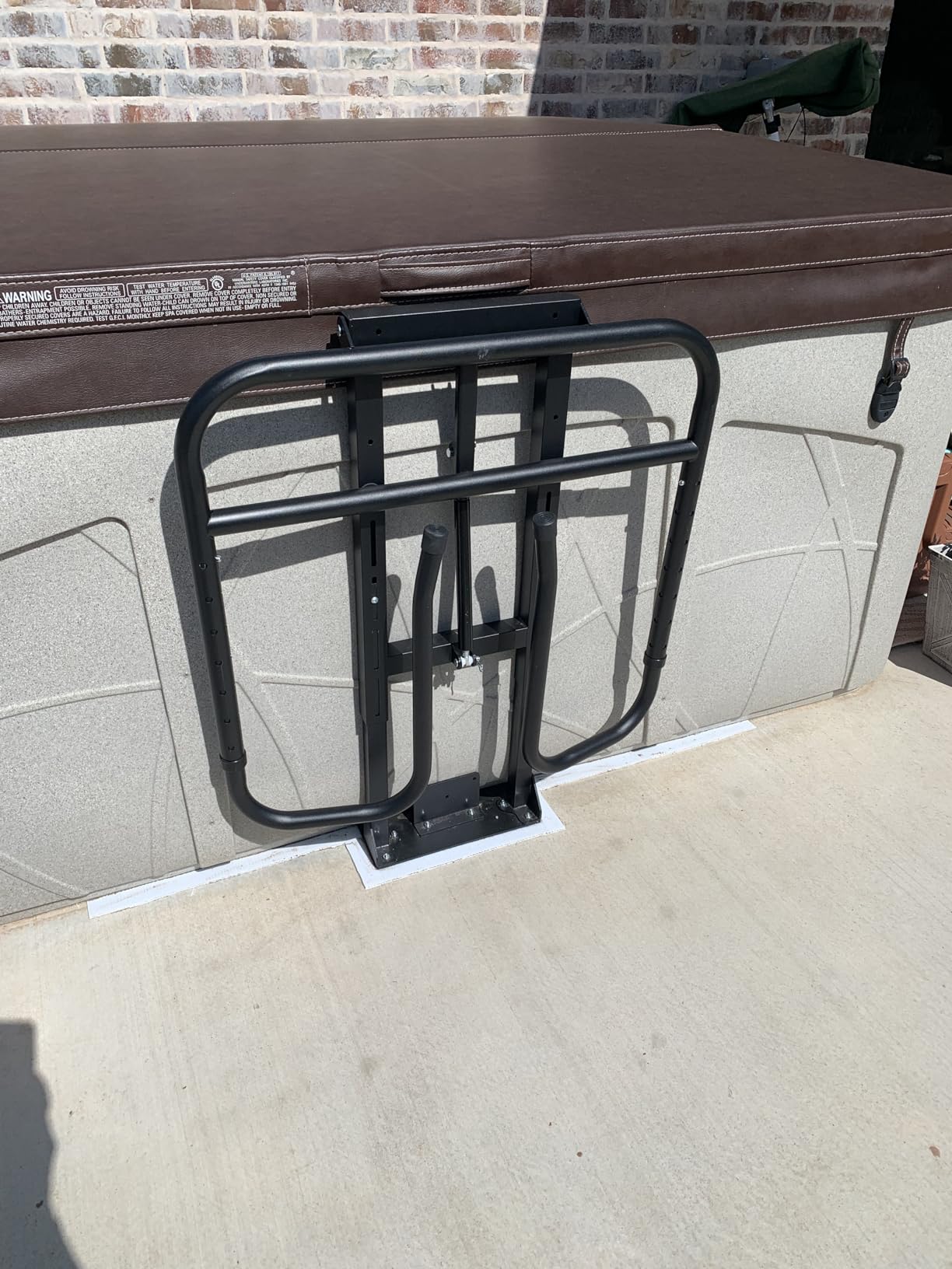 Hot Tub Cover Lift Spa Cover Lifter Hydraulic Lifter Spa & Hot Tub Cover Lifts Removal System Adjustable U-Arms Reinforced Brackets Spa Cover Lever Lift Fits Most Spas Hot Tubs customer photo 2