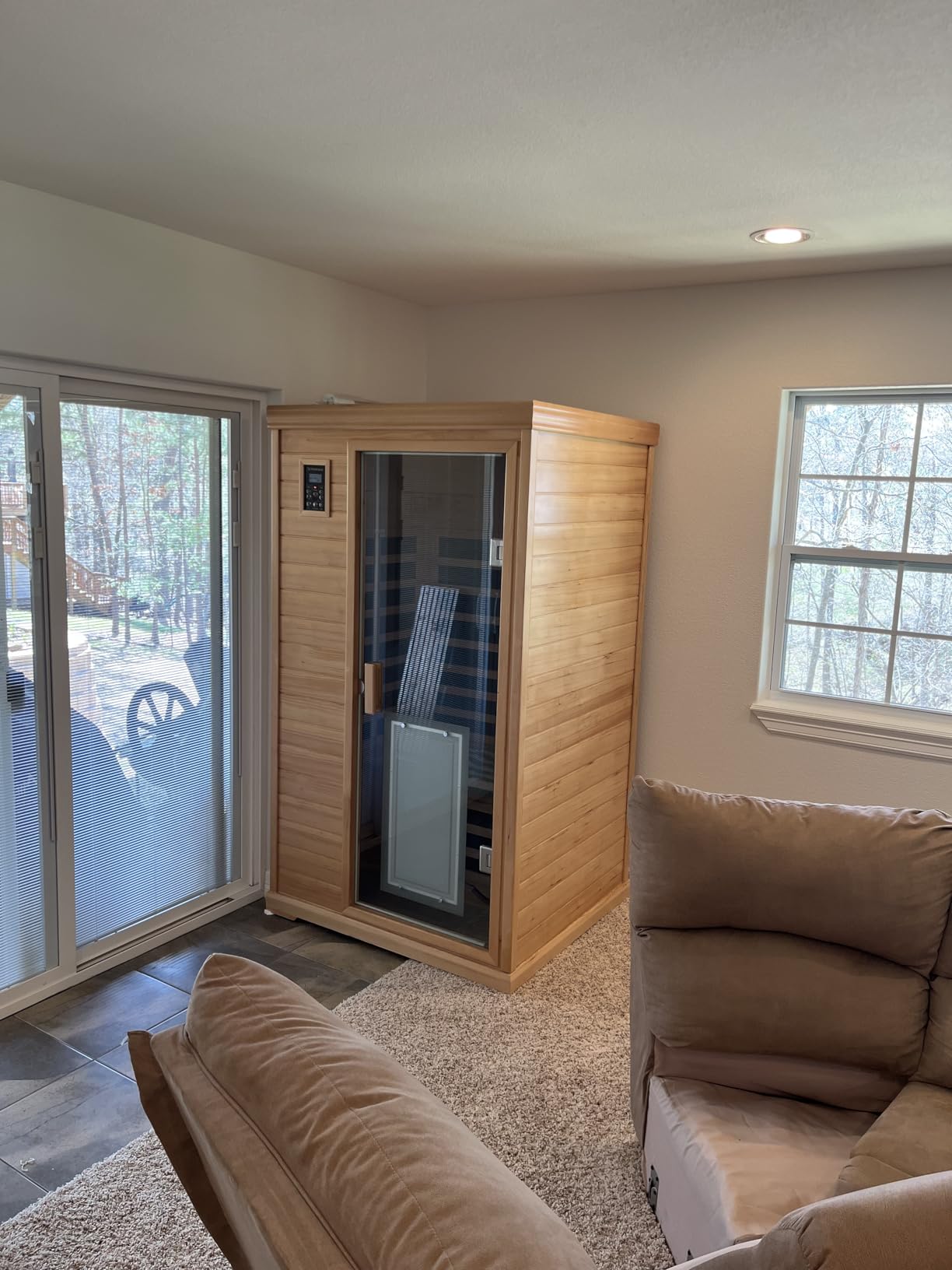 Kanlanth Outdoor Sauna 4 Person Low EMF Far Infrared Sauna for Home, 2050W Mahogany Wooden Sauna Room for Outdoor Indoor Home, with Blue-Tooth, LCD, LED customer photo 1
