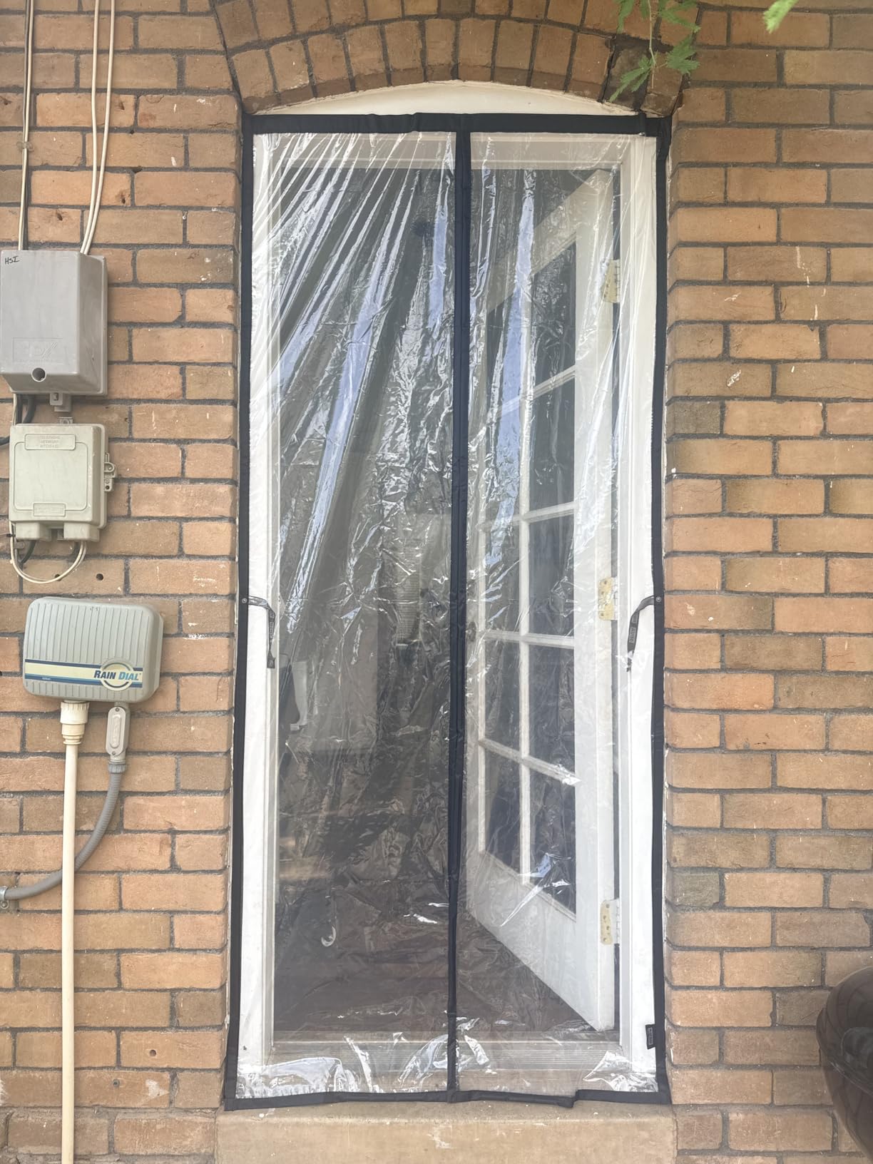 AUGO Magnetic Thermal Insulated Door Curtain - Transparent EVA Door Cover for Winter - Keeps Warm Air in and Cold Air Out - Home Winterizing Products - Patent Pending Keep Open Feature - 38 x 83 Inch customer photo 1