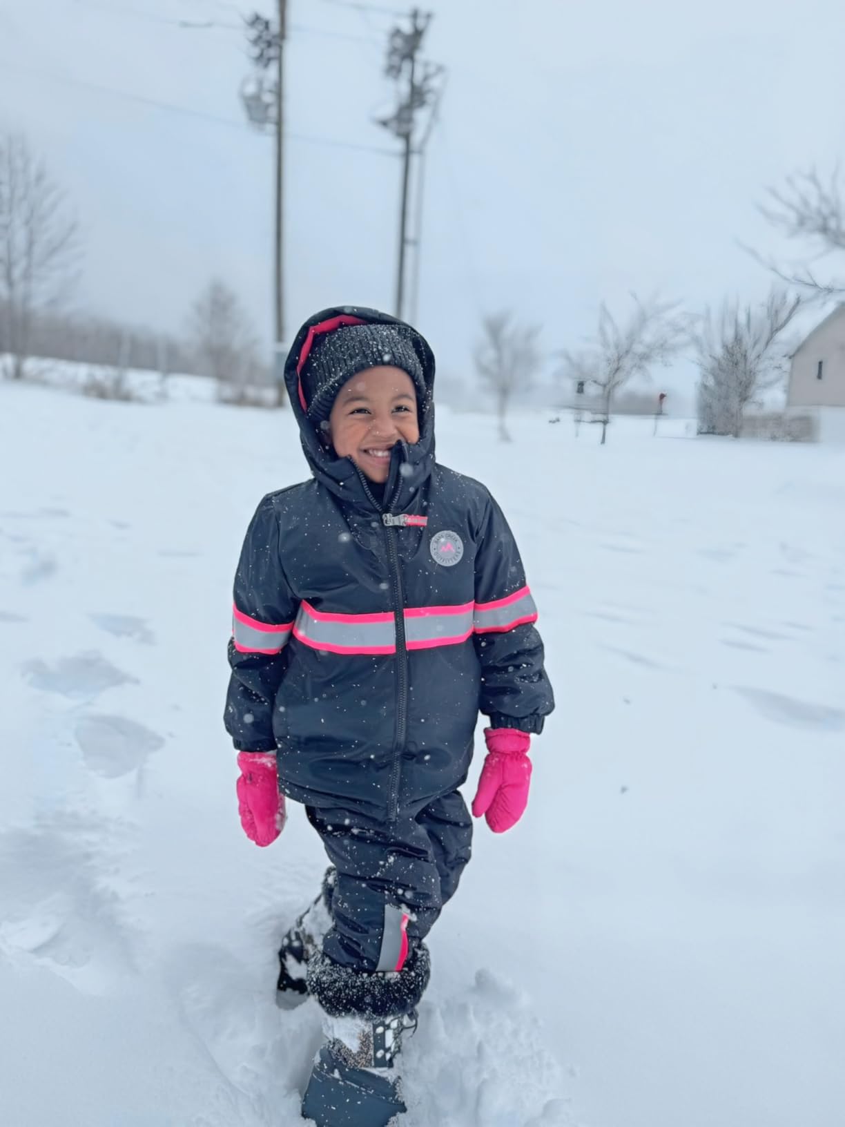 Bass Creek Outfitters Boys and Girls 2T-16 High Visibility 2-Piece Snowsuit Jacket and Snow Bib customer photo 1