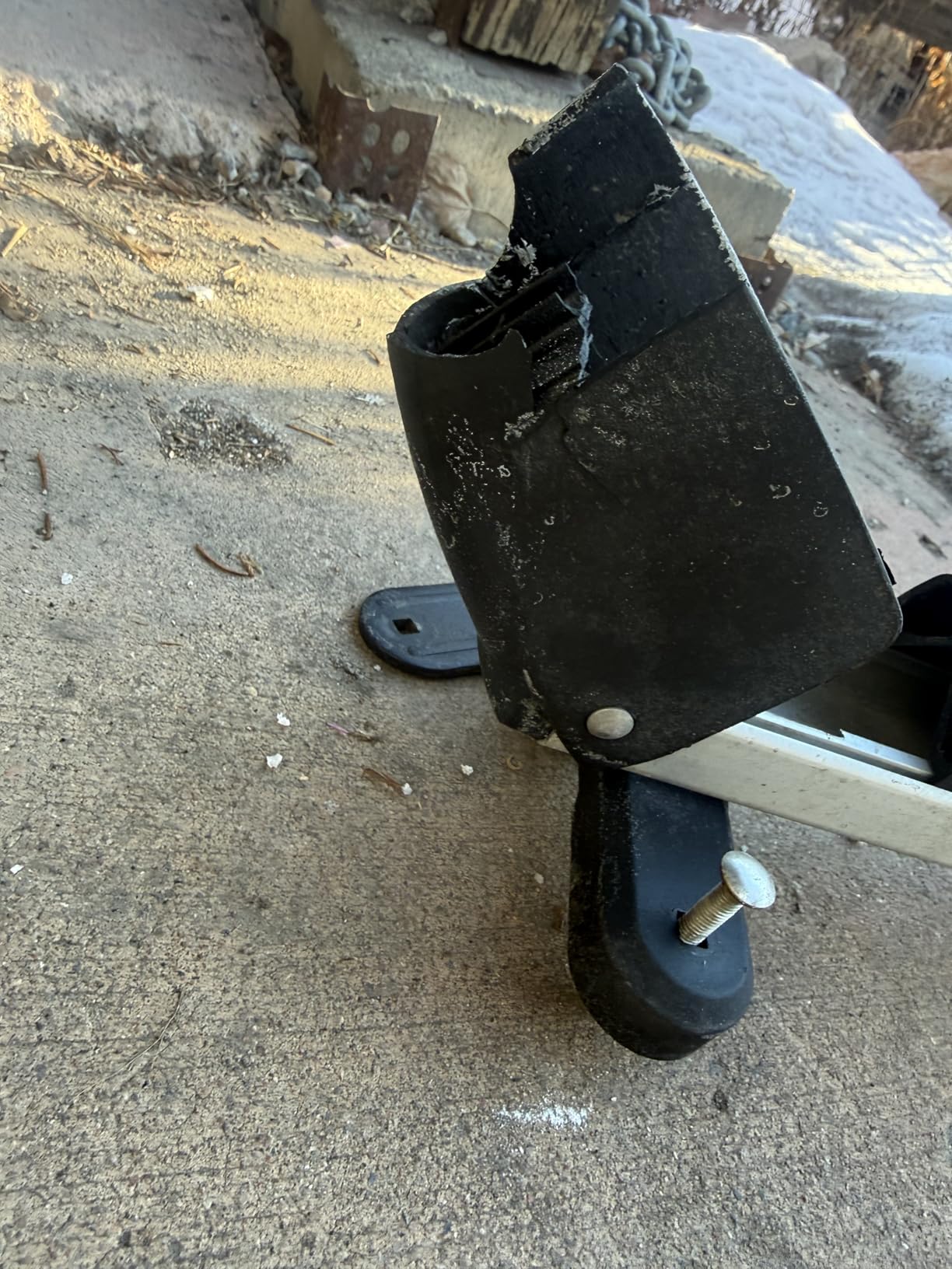 Ski Rack: Snowboard Rack, Fishing Pole Car Rack, Cross Country Ski Rack, Skate Board Rack, Kayak Paddles, Water Skis, Skate Boards customer photo 1