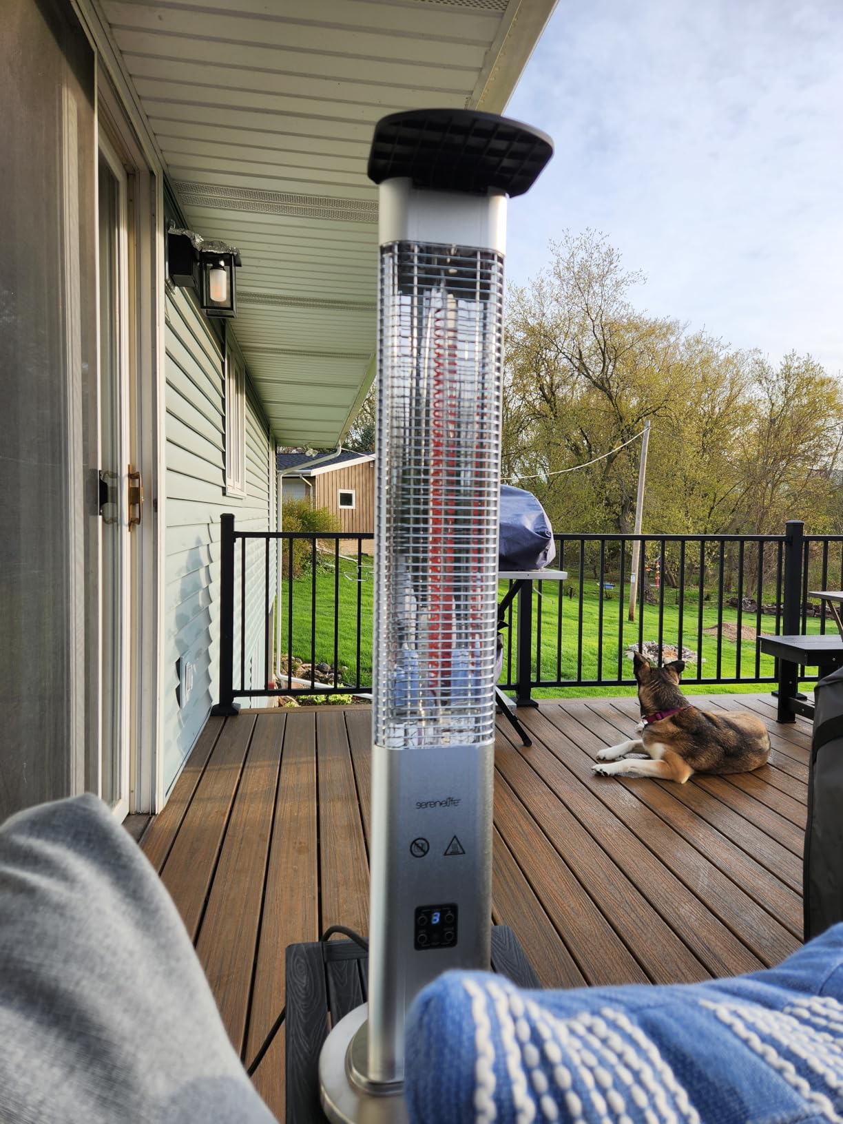 SereneLife Infrared Patio Heater, Electric Patio Heater for Indoor/Outdoor Use, Portable Table Heater with Remote Control, 1500 W, for Restaurant, Patio, Backyard, Garage, Decks (Silver) customer photo 1