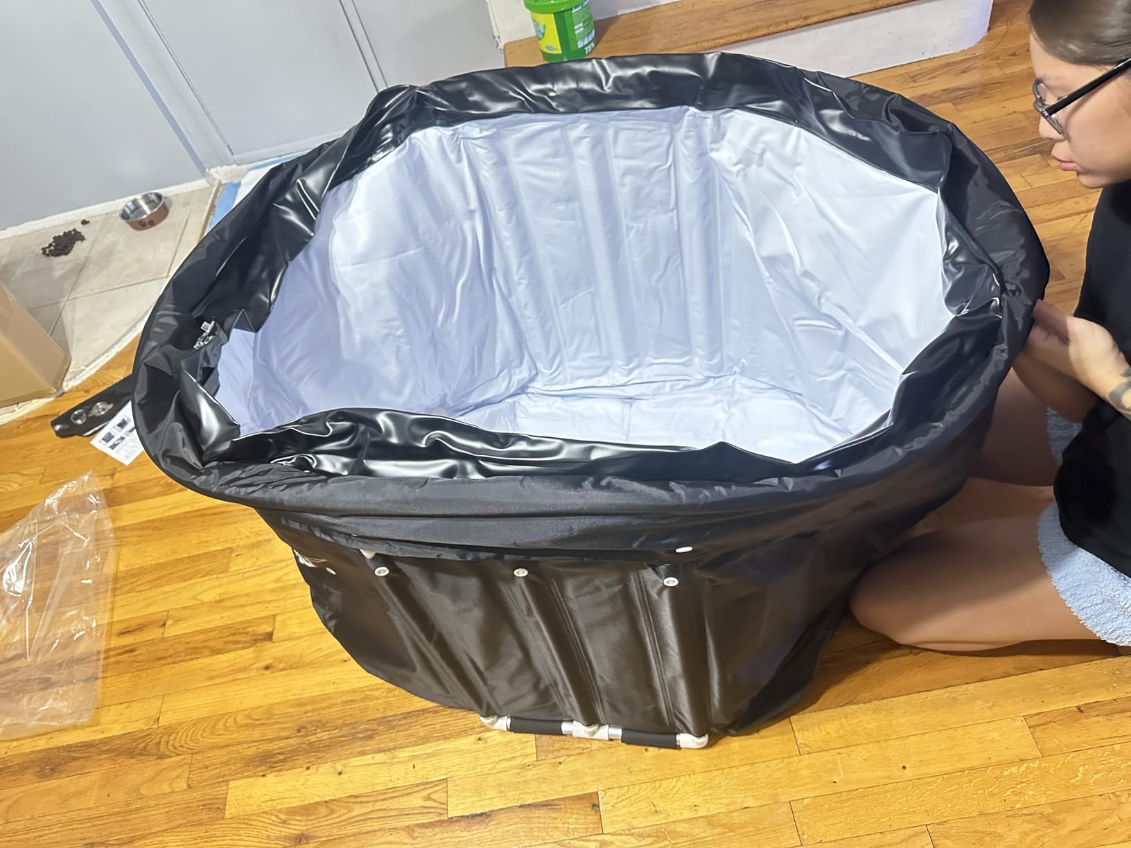 CalmMax Oval Ice Bath Tub with Lid for Athletes 492L Portable Cold Plunge Tub for Cold Water Therapy 5 Layers Ice Baths at Home Outdoor Gym customer photo 1