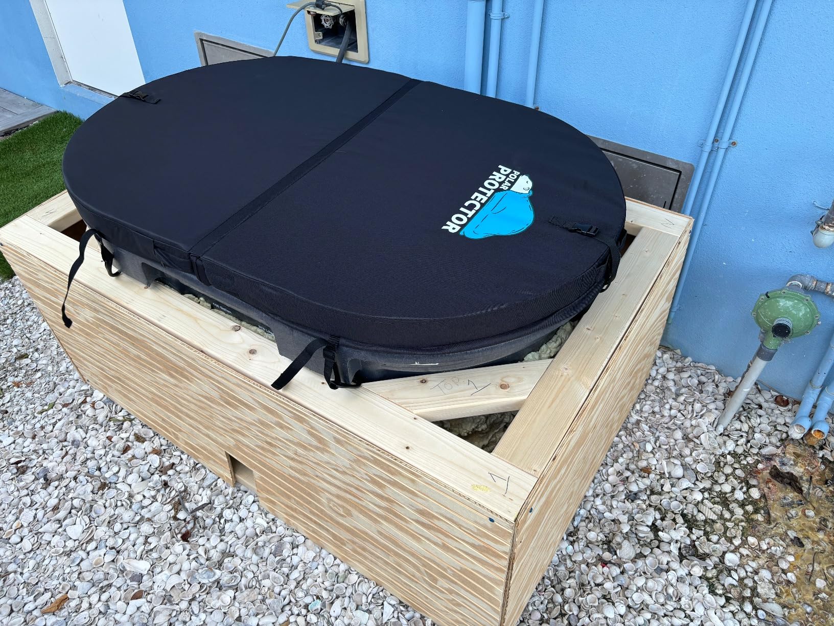 Polar Protector - 100 Gallon Oval Stock Tank HARD Insulated Hot Tub Cover Ice Water Therapy Ice Bath Cold Water 100 Gallon Waterproof Rip Proof Tough Keeps Clean Hook Attachment customer photo 1