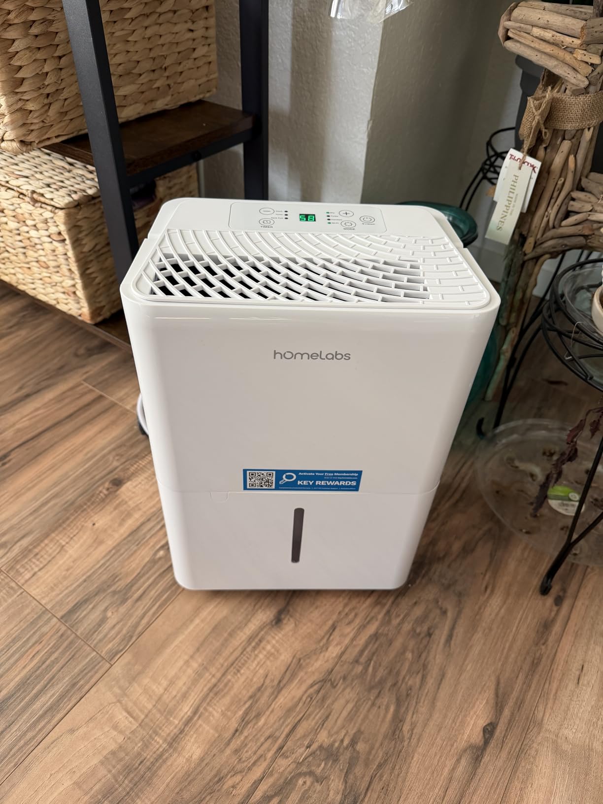 hOmeLabs Dehumidifier 7,000 Sq Ft Wi-Fi (50 Pint MAX 120 Pint at 95°F, 90% RH) for Home, Office, Basements with Powerful Moisture Removal, Humidity Control, Auto Shut-off, Quiet Operation customer photo 2