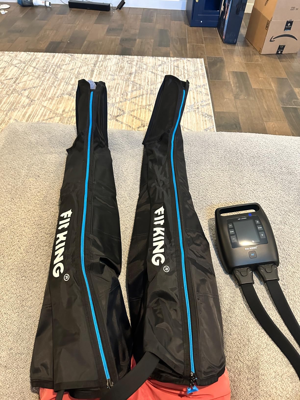 FIT KING Air Compression Recovery System, Cordless Full Leg Massager with Dynamic Pressure, Fast Recovery for Athletes (Medium) customer photo 2