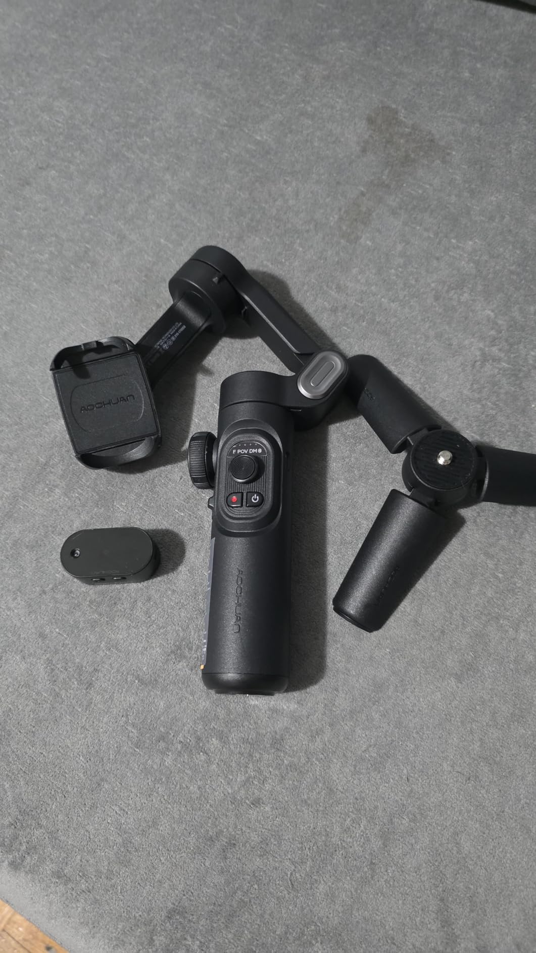 AOCHUAN XE AI Version, Gimbal Stabilizer for Smartphone, NO APP AI Tracking, Gesture Control, 360 Degree Inception Gimbal with TikTok YouTube, 3-Axis Foldable Handheld Tripod for iPhone & Android, Black customer photo 2