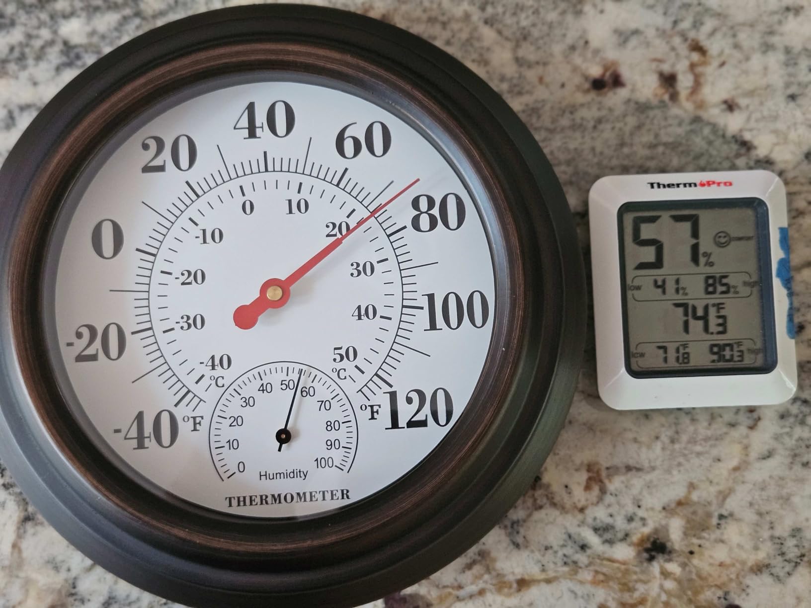 10 inches Premium Wood Thermometer-Hygrometer for Sauna (Upgraded Accuracy and Design) customer photo 1