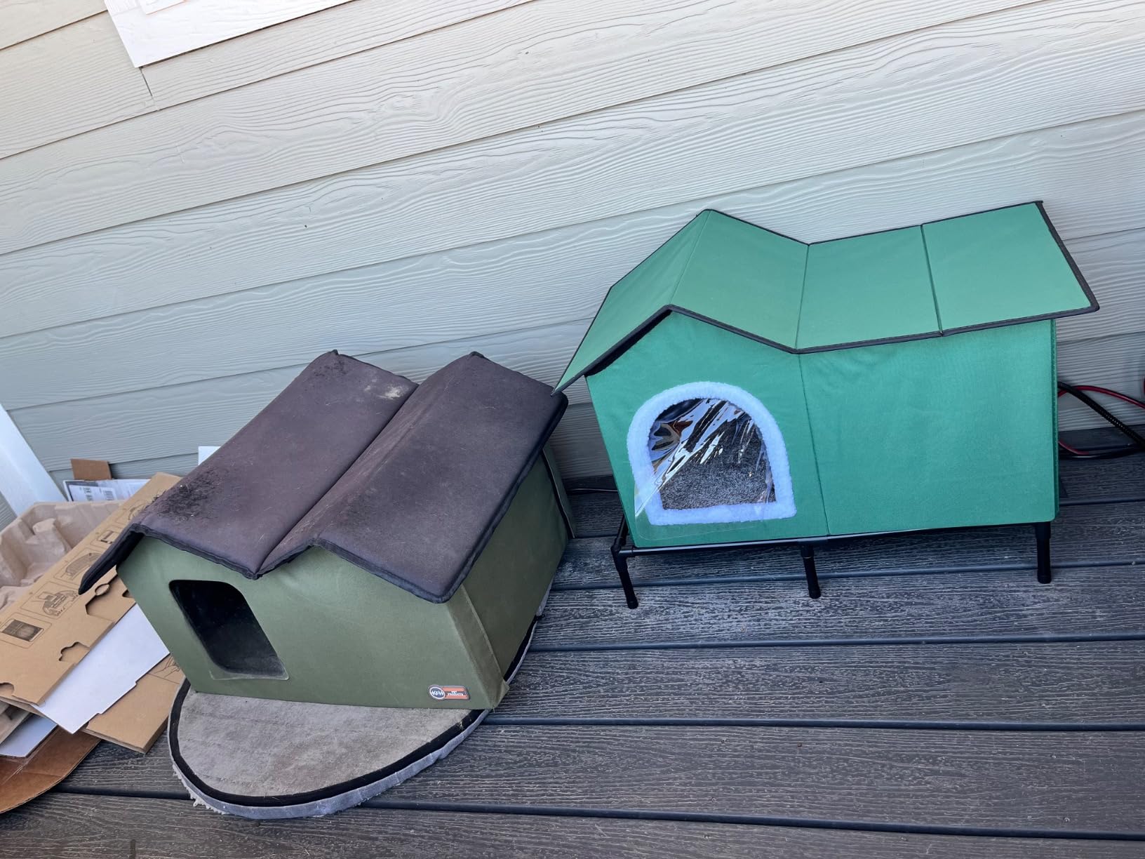 Heated Cat House for Indoor/Outdoor Use, Elevated/Insulated Feral Cat House, Heated Cat Bed with Pets Heating Pad, Warm House for Outside Stray Cats (Green, Medium) customer photo 2