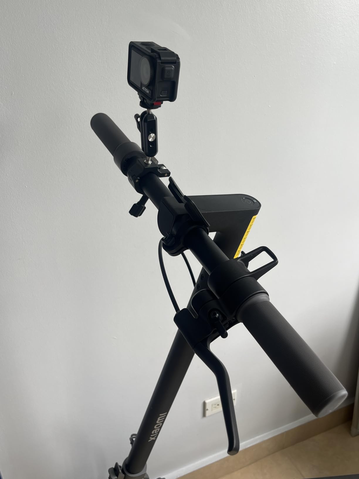 Neewer Action Camera Pole Mount with Two 360 Degree Ball Heads 1/4