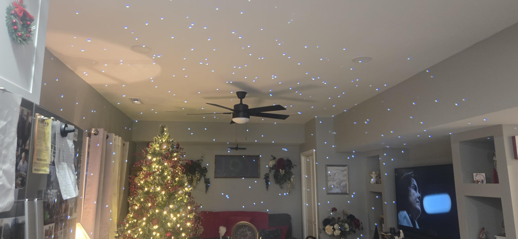 AIRIVO Outdoor Laser Lights Projector, White Laser Fairy Lights Projector, Christmas Snowflake Projector 3 Lighting Modes with Remote Control customer photo 1