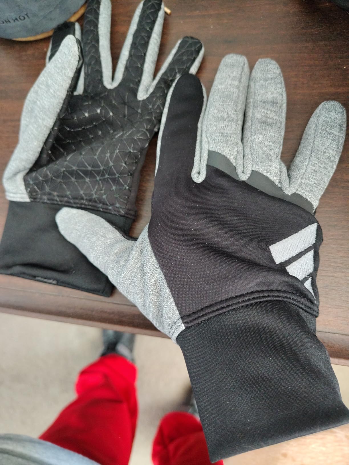 adidas Winter Performance VELOCITY Running Reflective Gloves, Black/Gray customer photo 1