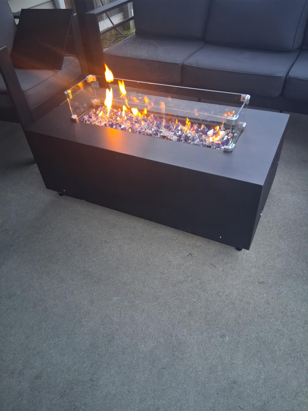 42'' Outdoor Propane Fire Pit Table, 50,000 BTU Rectangle Natural Gas Fire Pits with Tank Cover Wind Guard, No Assembly Low Profile Fire Table for Outside Patio & Backyard, Black customer photo 2