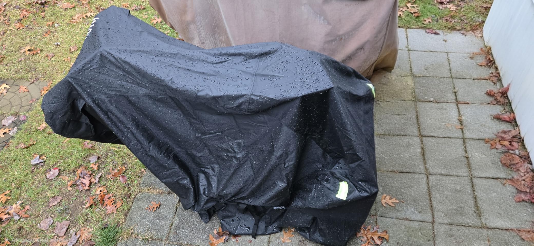Snow Blower Cover, Heavy 900D Oxford Fabric Waterproof Outdoor Snowblower Covers, Universal Size Fits Single and Two Stage Snow Blowers, Water, Wind, UV, W/Adjustable Buckle and Vents - Black customer photo 1
