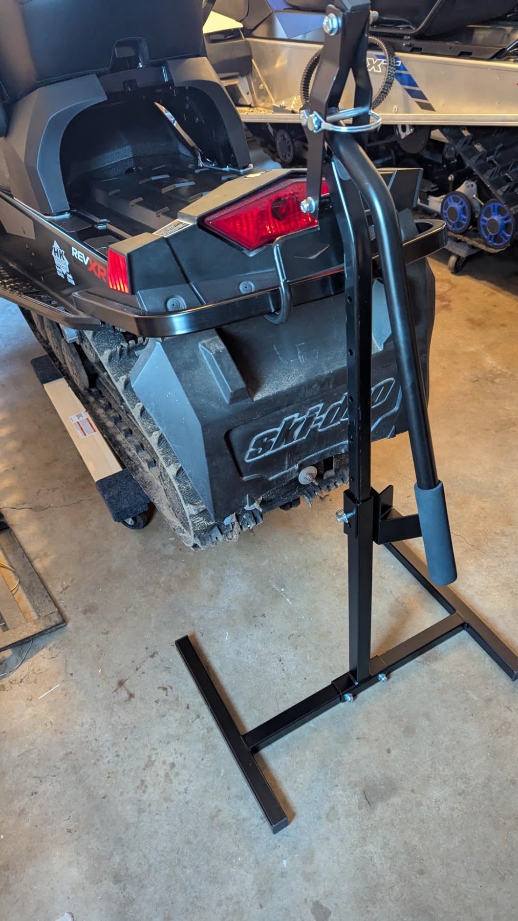 Snowmobile Lever Lift Stand for Yamaha/Polaris/Arctic Cat, Max 33