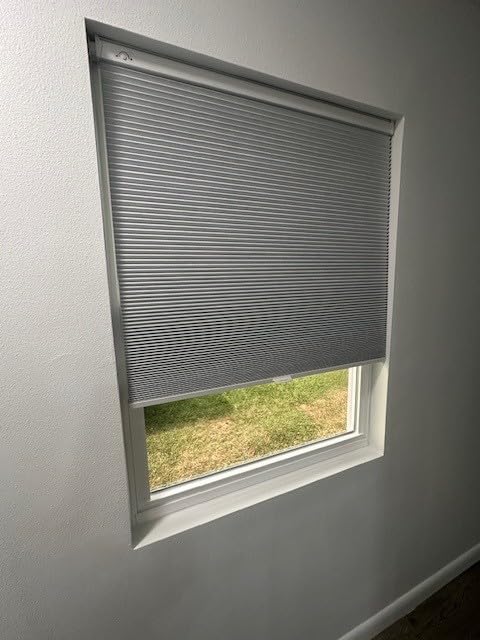Grandekor No Tools No Drill Cordless Cellular Shades, 34