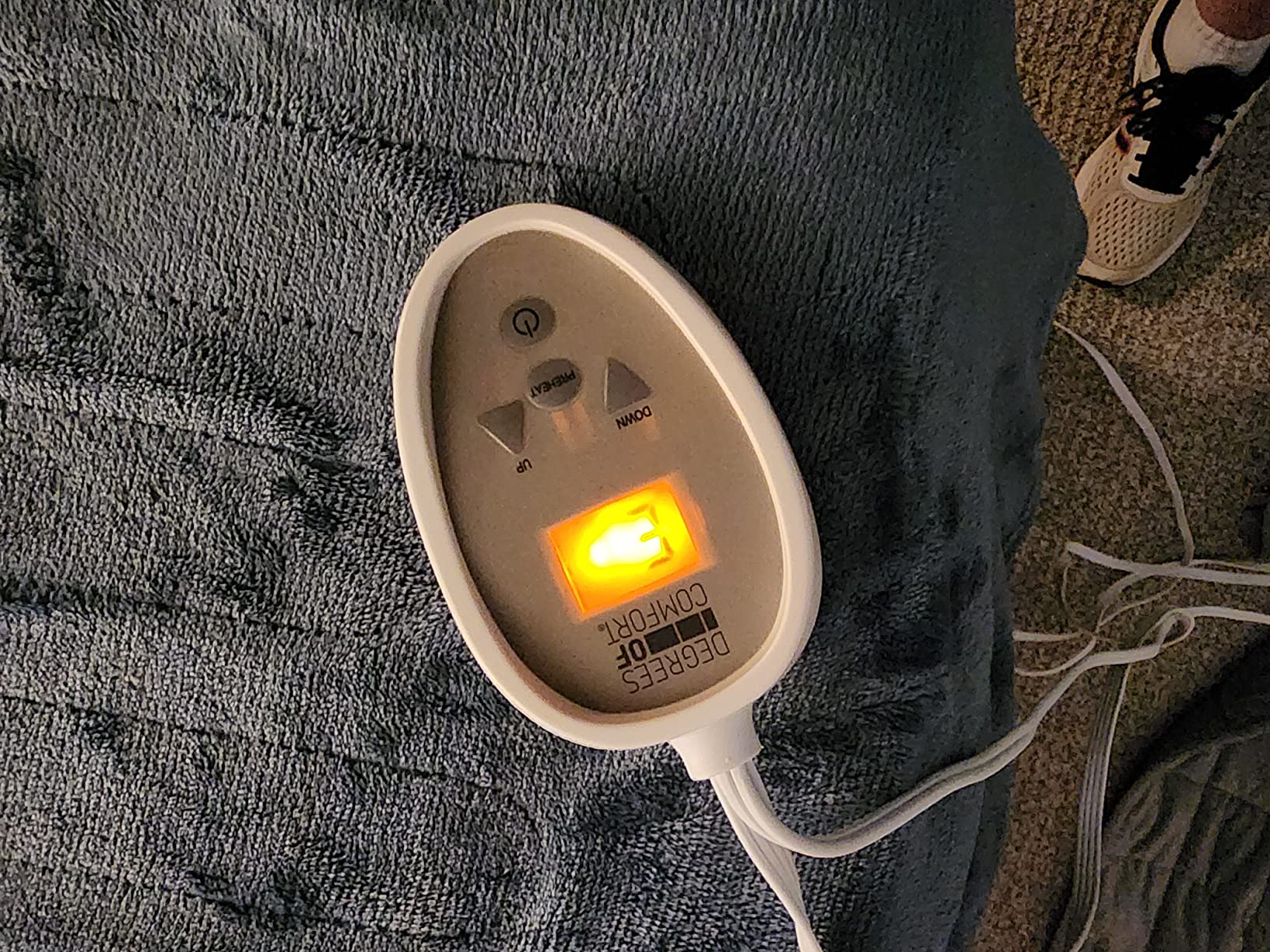 Degrees of Comfort King Electric Blanket with Dual Controls, Large Fleece Heated Blanket for Bed, Auto Shut Off, Machine Washable -Grey, 100Wx90L customer photo 1