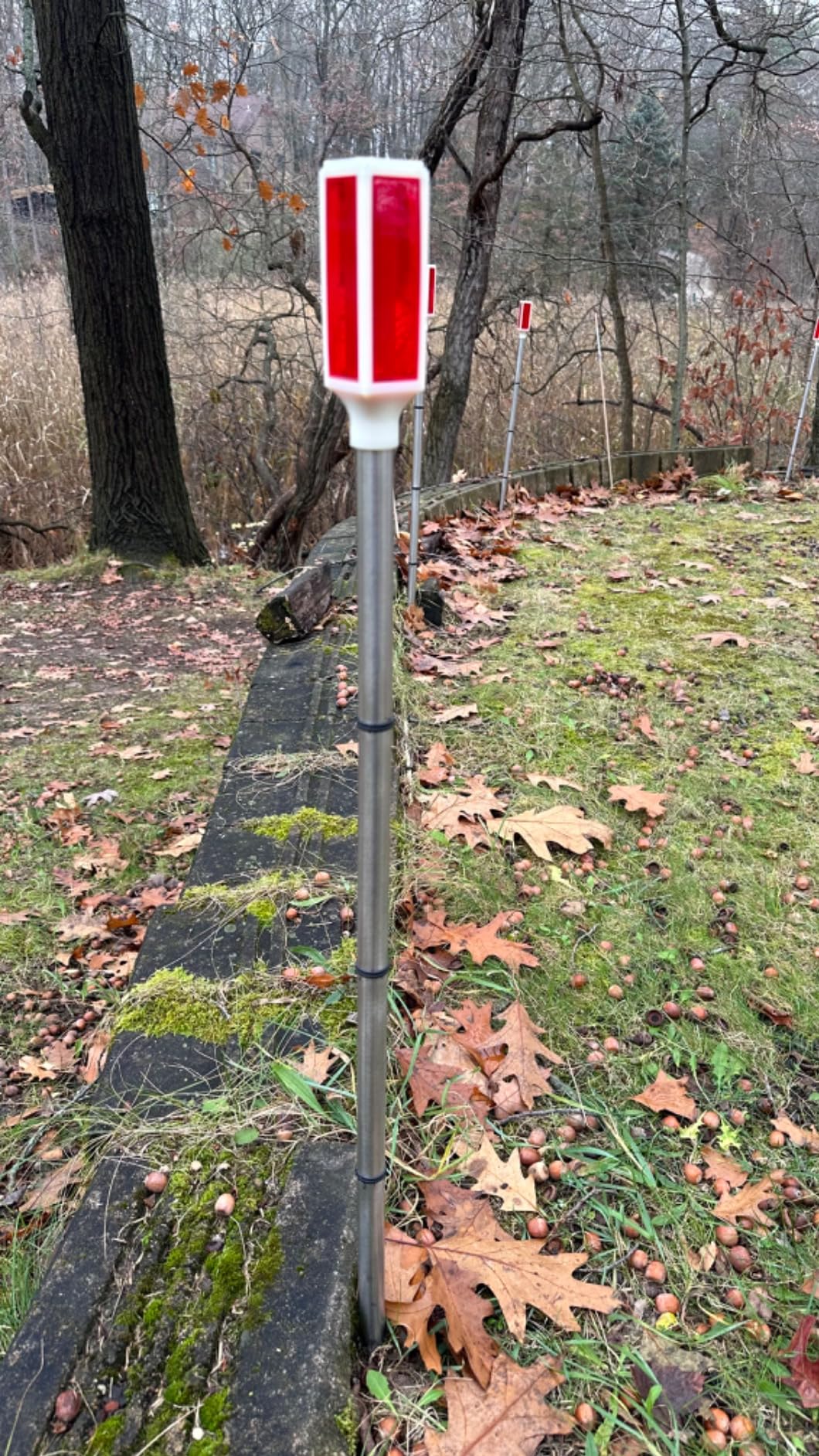5 Pack Solar Driveway Markers, 37'' Solar Powered Driveway Warning Lights, Driveway Markers Lights with Detachable Poles Stakes, Reflective Driveway Markers for Snow Road Night Drive customer photo 1