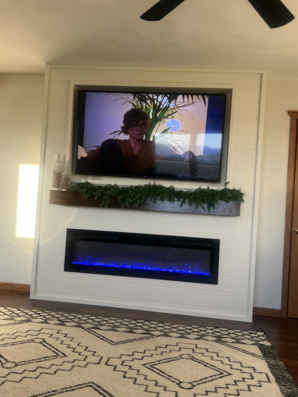 EUHOMY 50 Inch Electric Fireplace Wall Recessed and Wall Mounted with Adjustable Flame Color, Fireplace Heater with Remote Control, Linear Fireplace with Timer, Touch Screen, Log & Crystal, 750/1500W customer photo 2