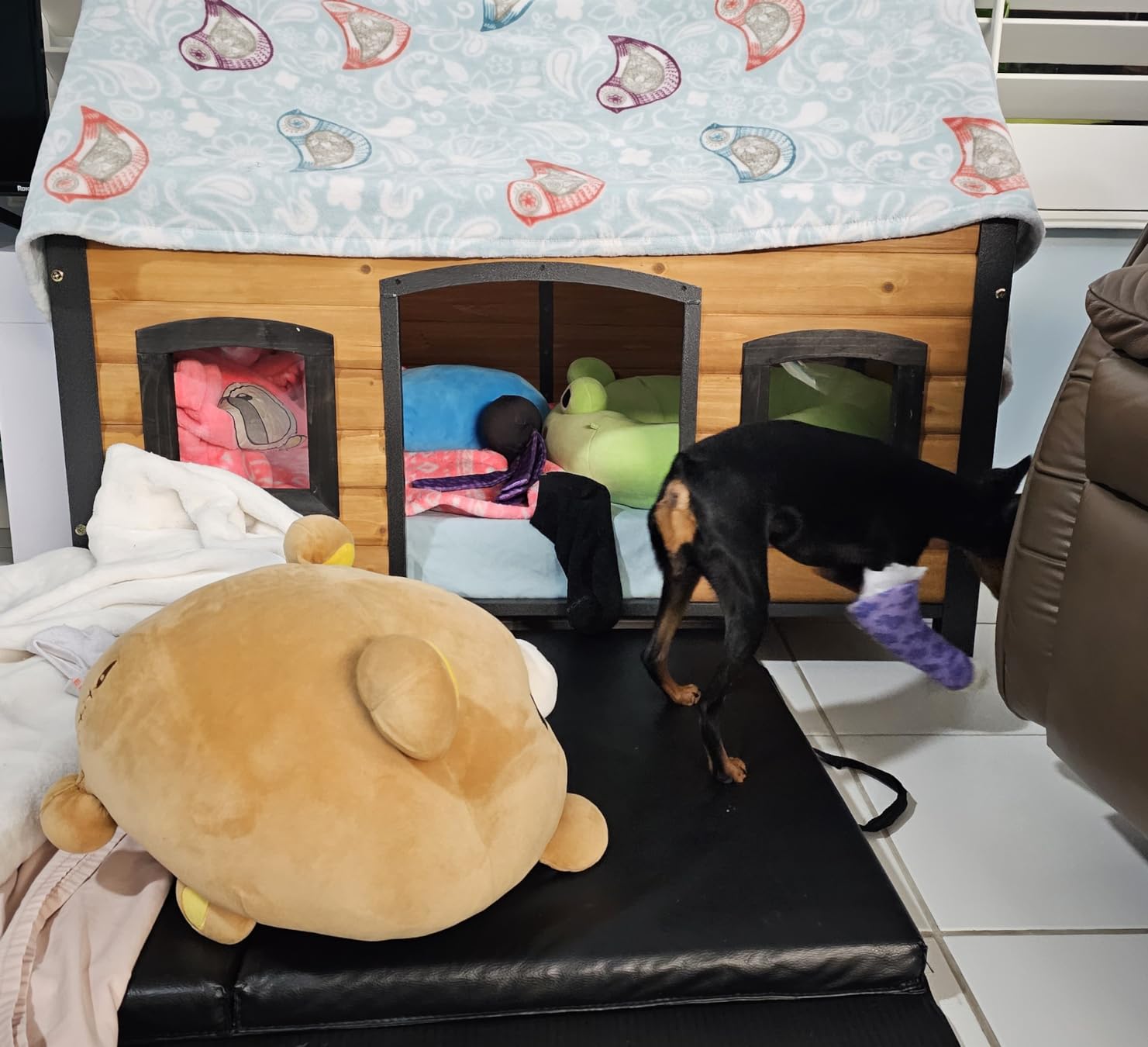 GUTINNEEN Heated Dog House Outdoor 59.1