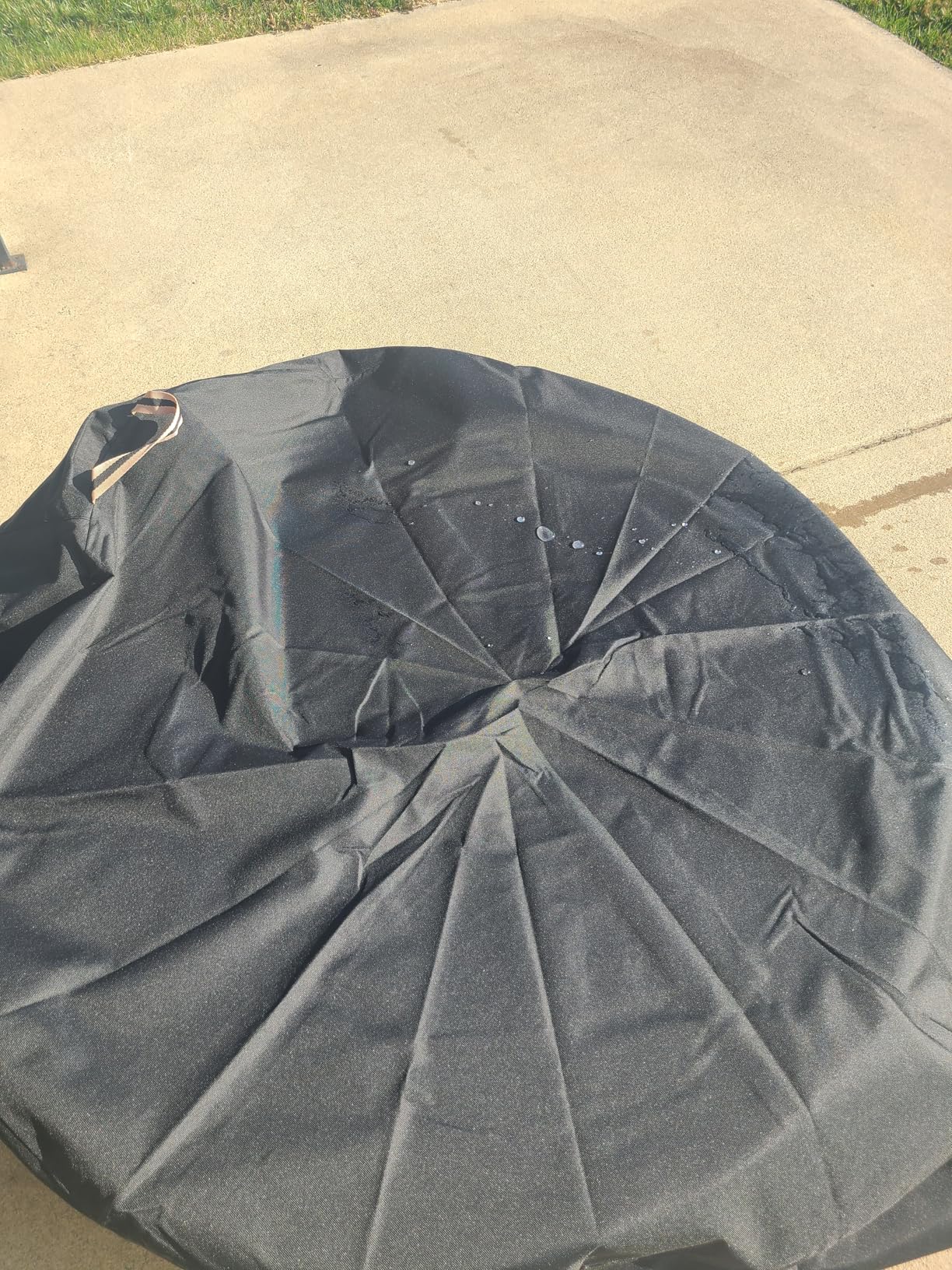 [2026 Upgraded 900D Fabric] Fire Pit Cover Round for 33-36 inch Fire Pit, Heavy Duty Waterproof Firepit Covers with Air Vent, Handle & Tightening Drawstring, 36